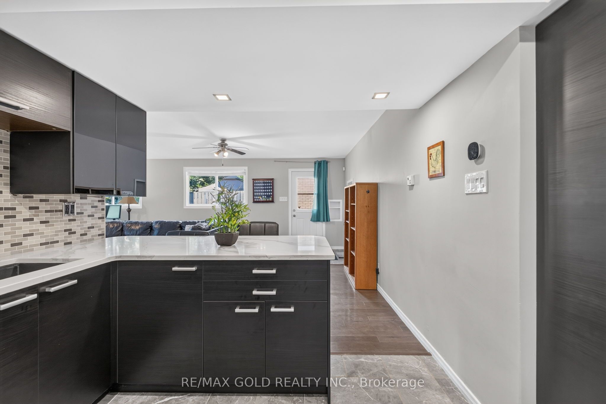 16 Monterey Road Property Photo 21