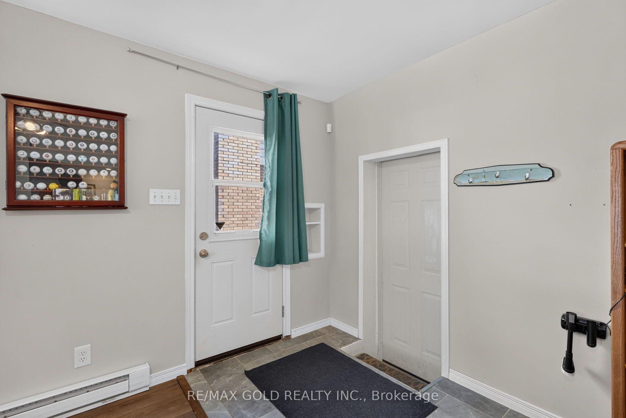 16 Monterey Road Property Photo 29