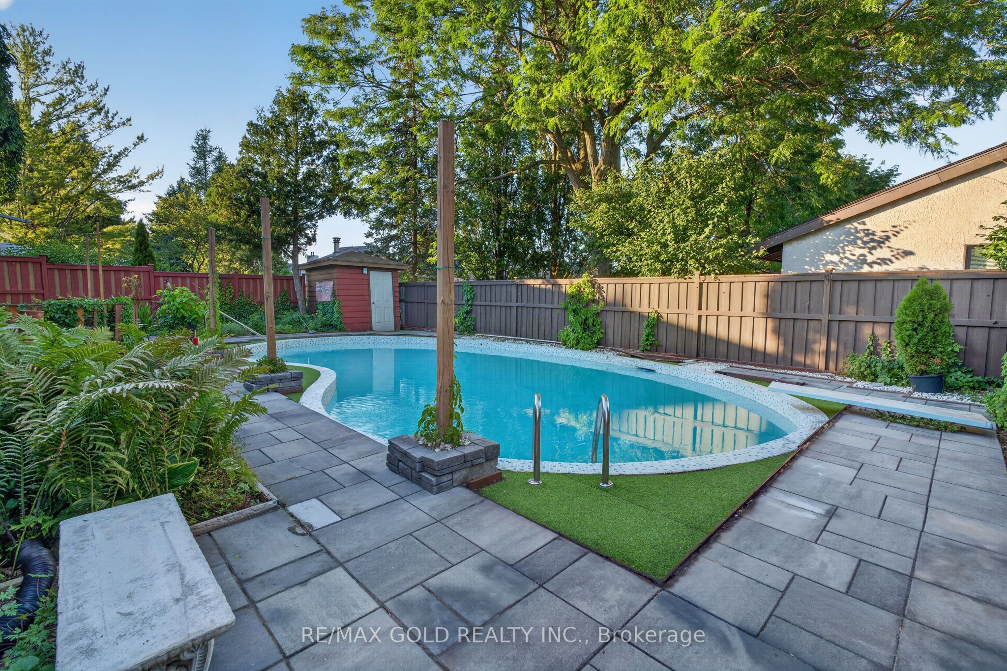16 Monterey Road Property Photo 45