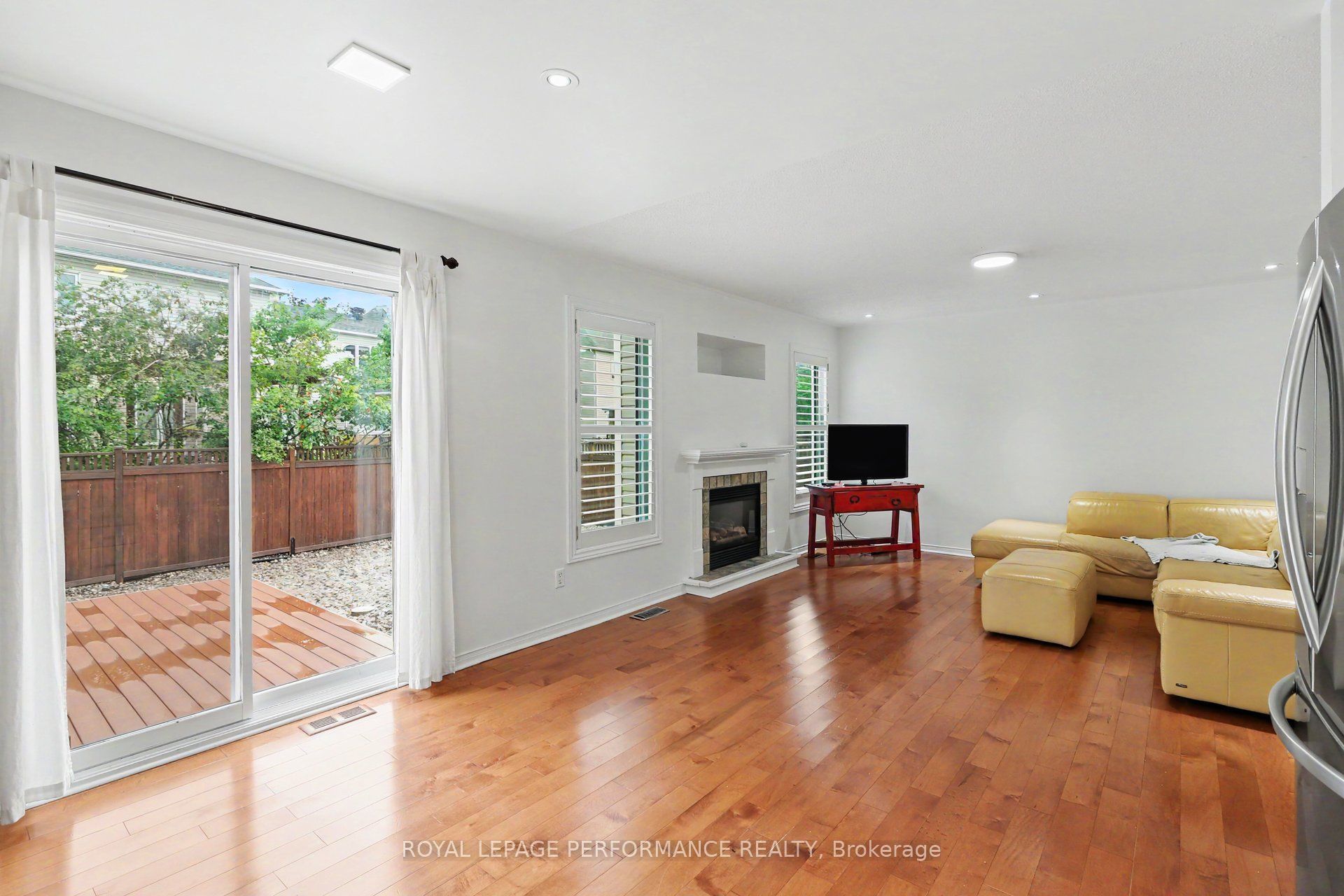 6020 Longleaf Drive Property Photo 14
