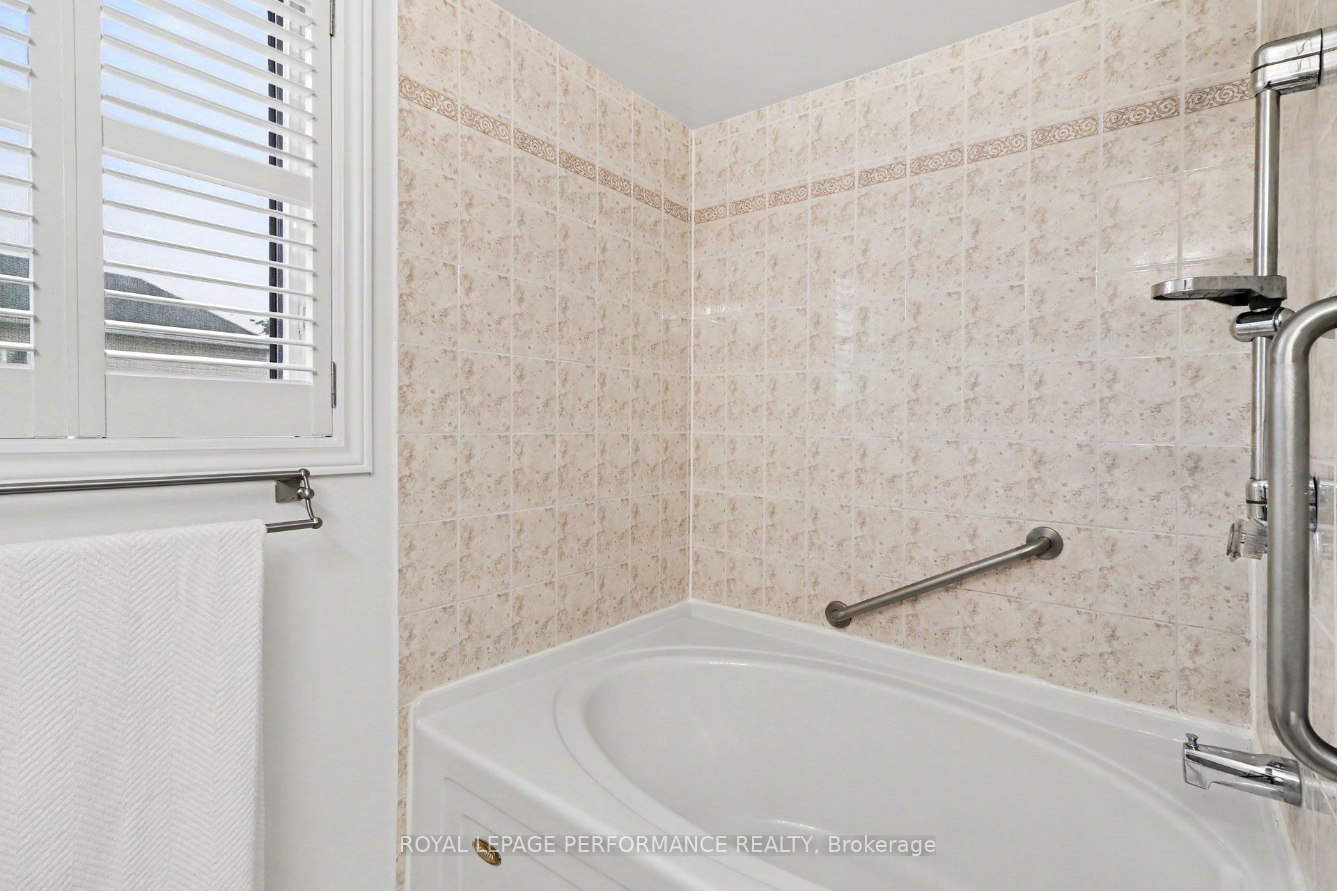 6020 Longleaf Drive Property Photo 22