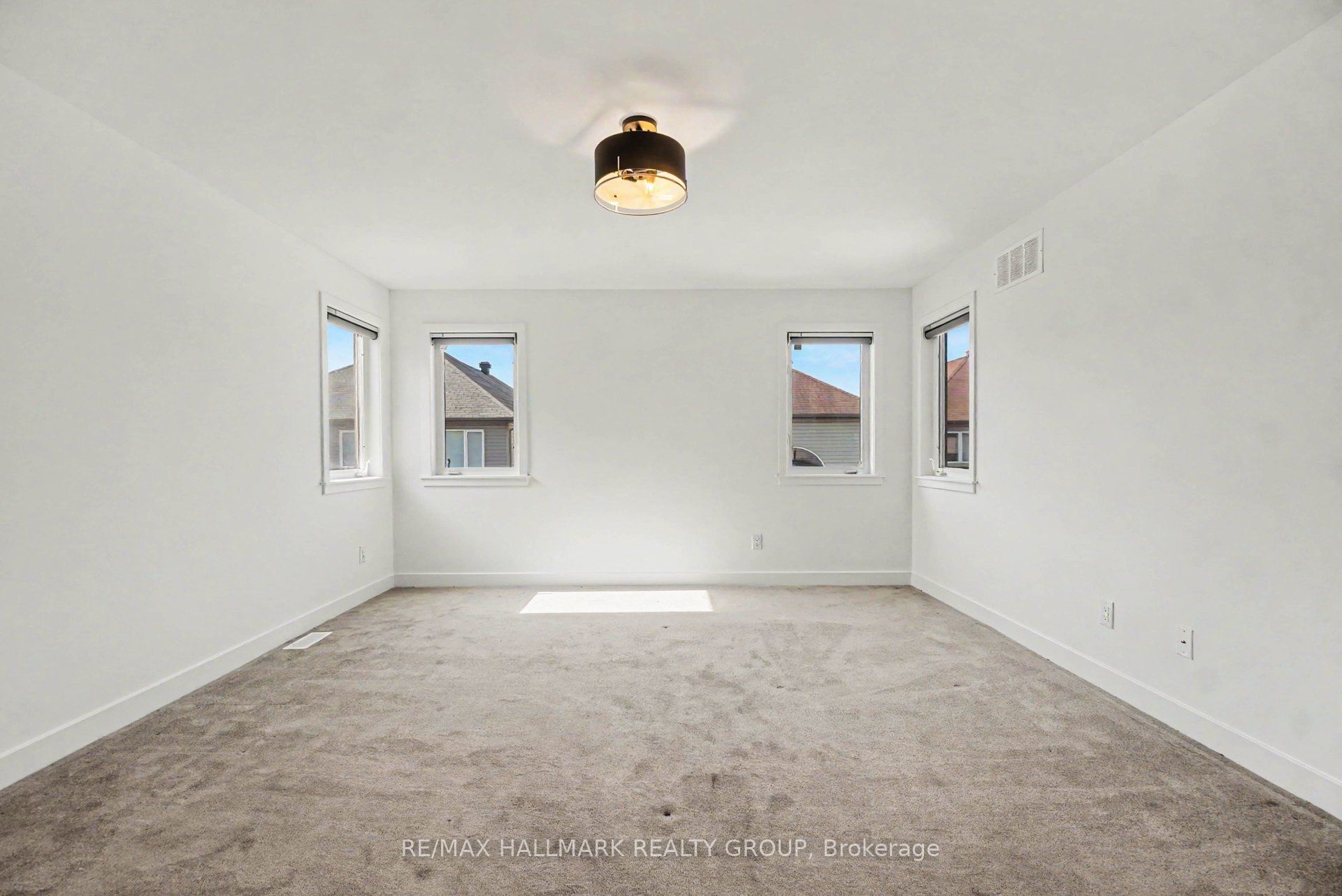 257 Joshua Street Property Photo 11