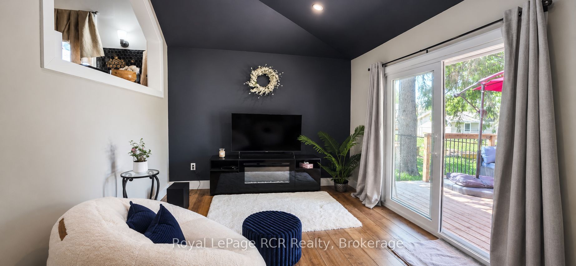 526 Alice Street Property Photo 7