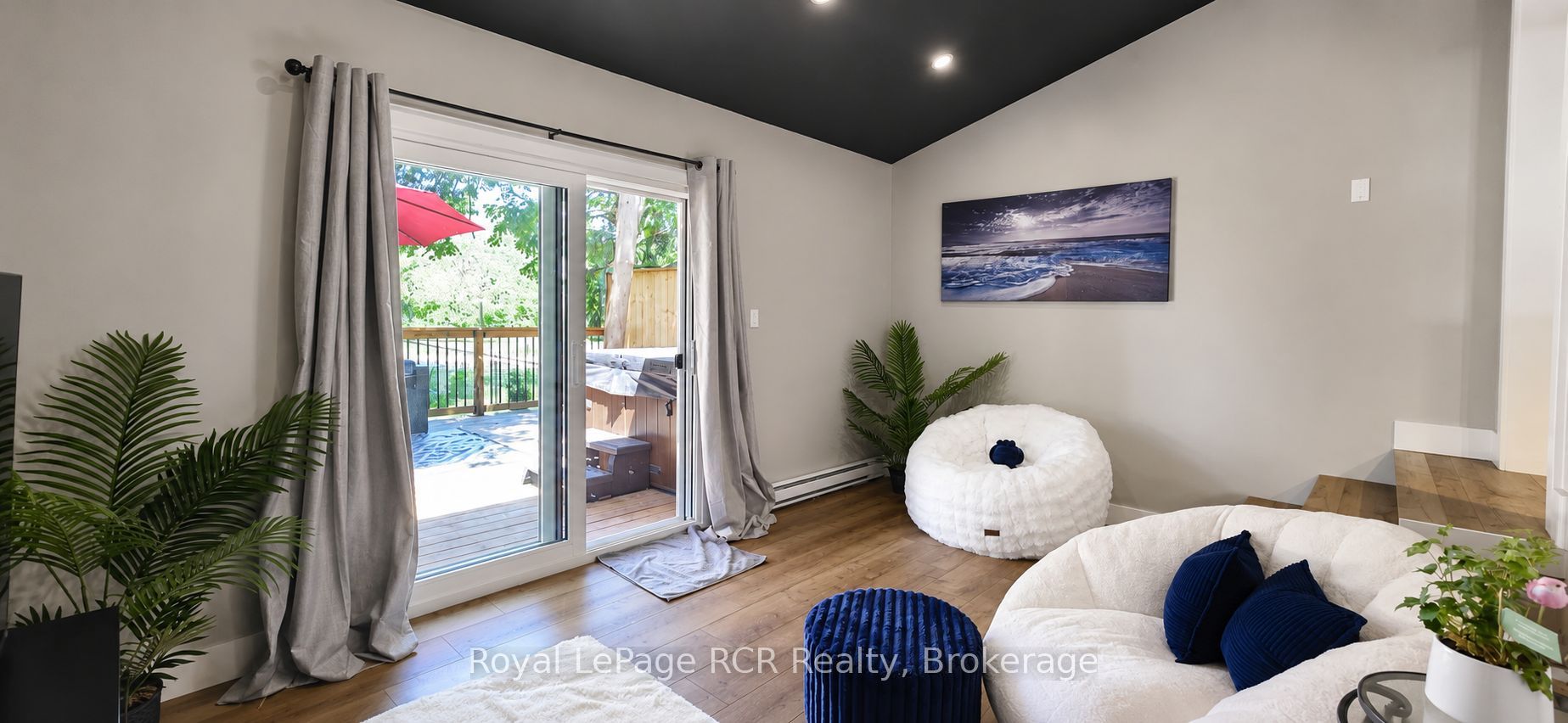 526 Alice Street Property Photo 8