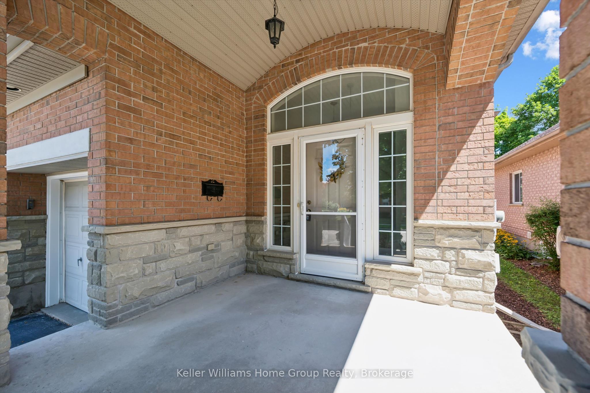 6 Parkside Drive Property Photo 3