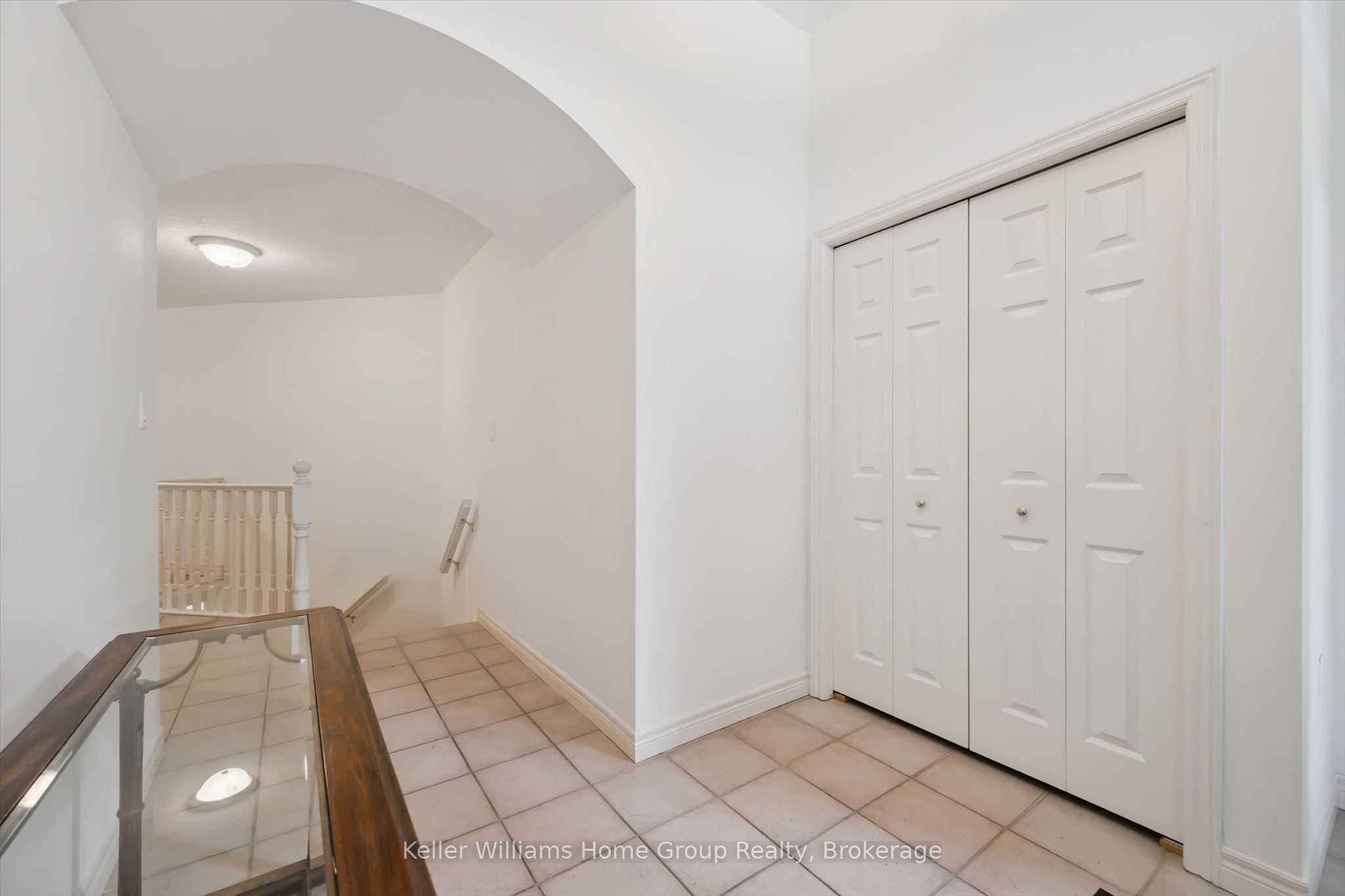 6 Parkside Drive Property Photo 5