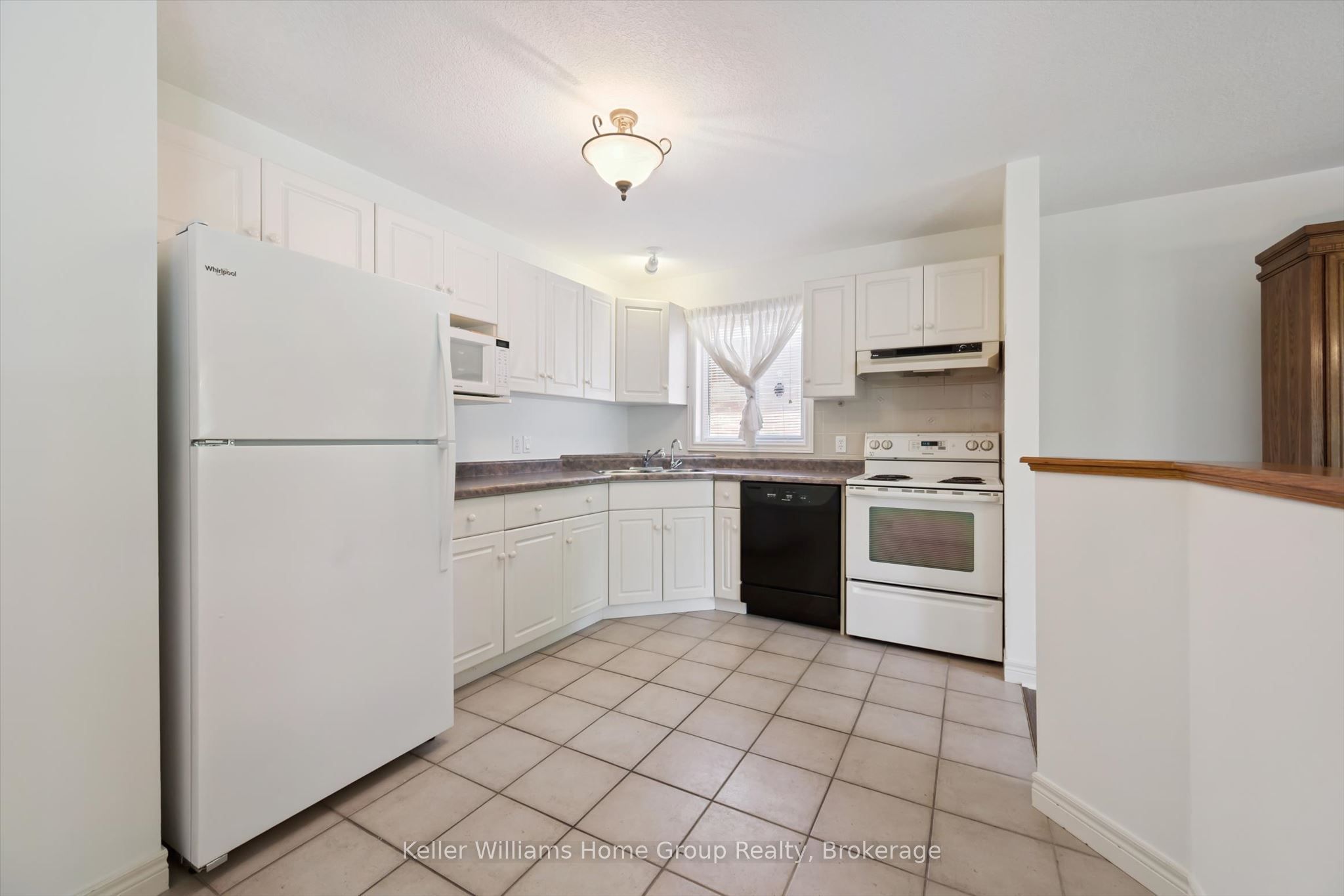 6 Parkside Drive Property Photo 11