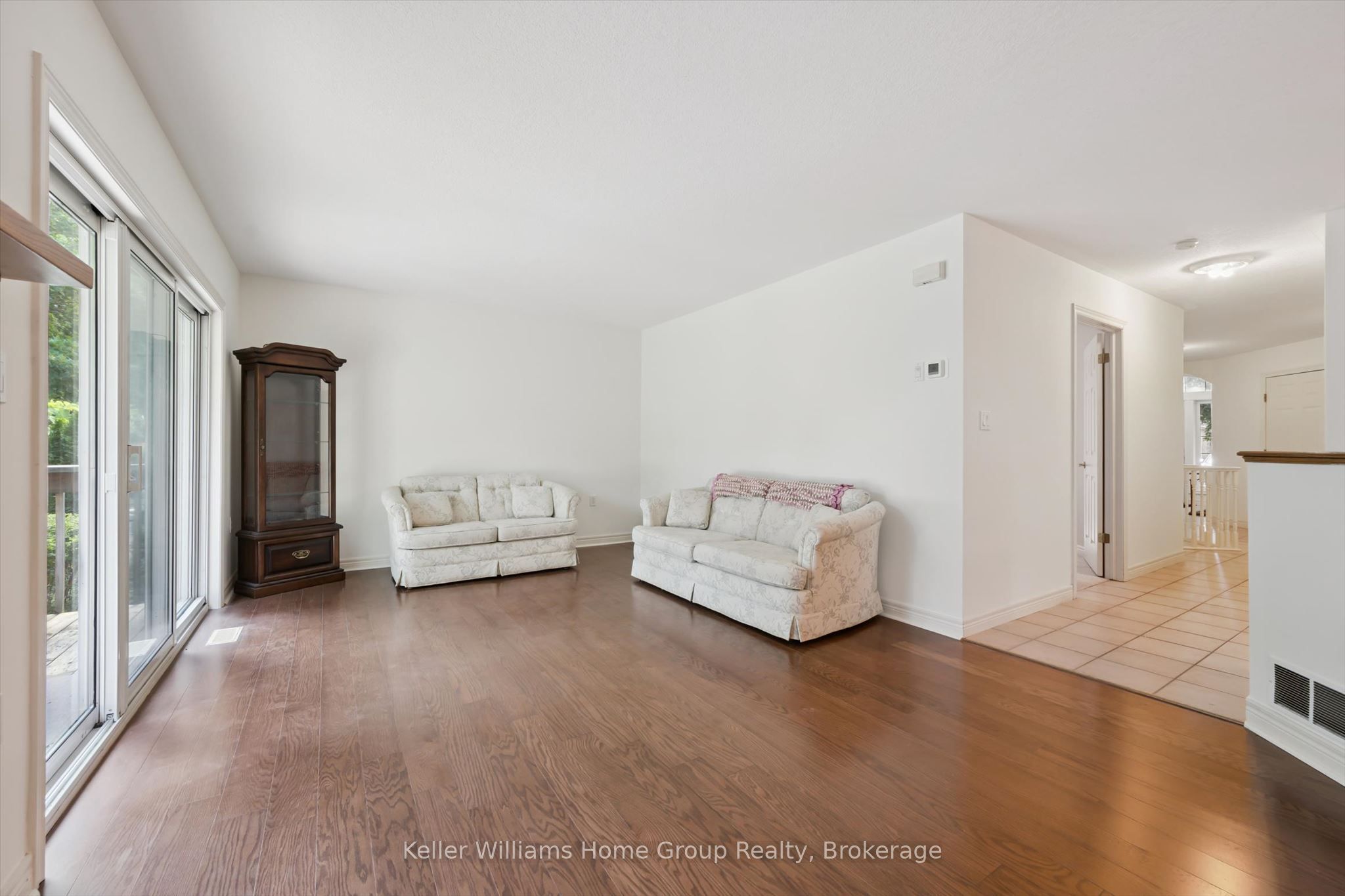 6 Parkside Drive Property Photo 17