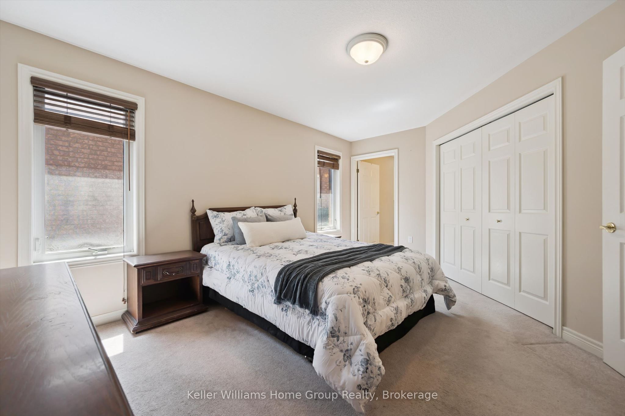 6 Parkside Drive Property Photo 21
