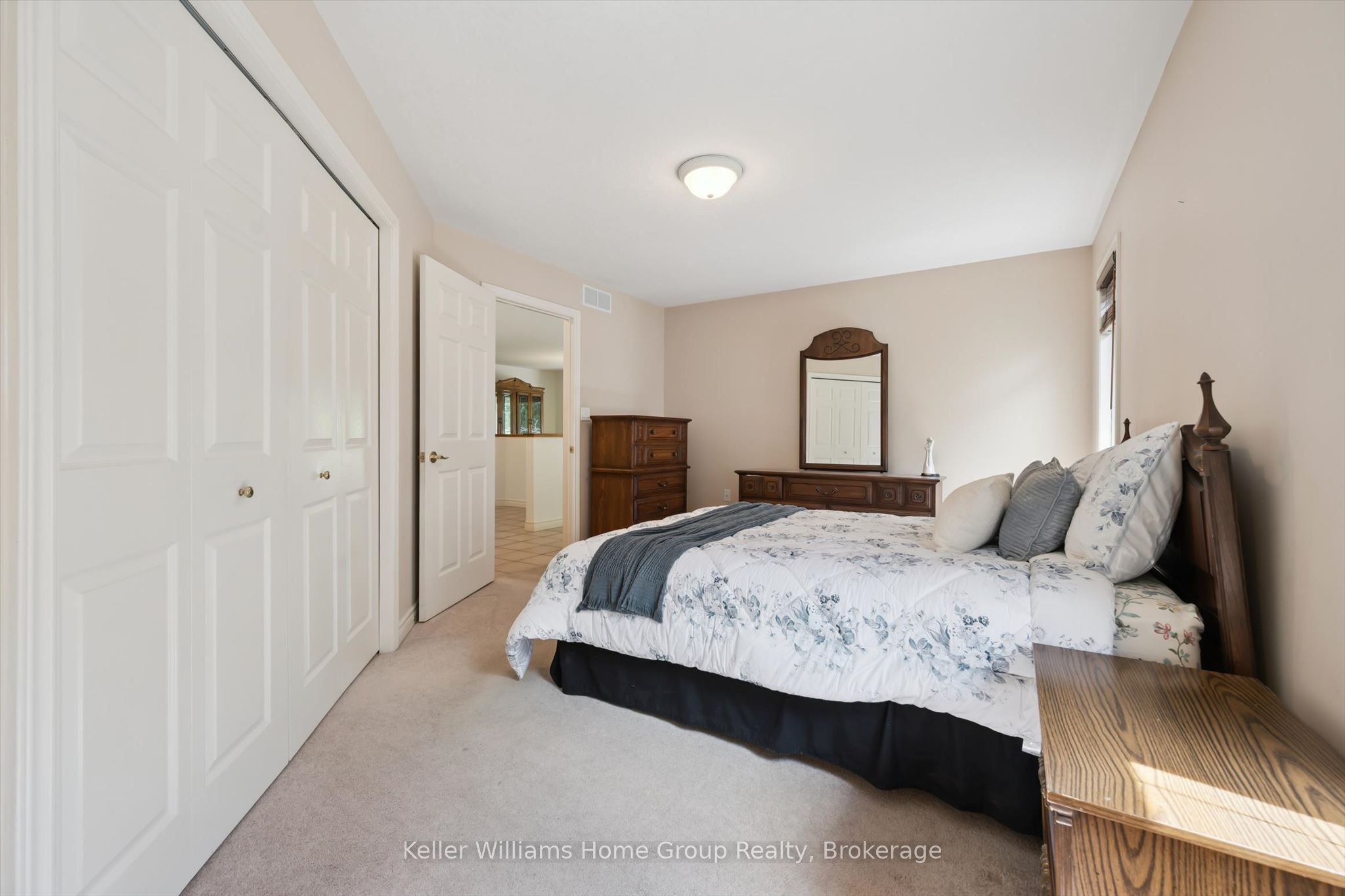 6 Parkside Drive Property Photo 23