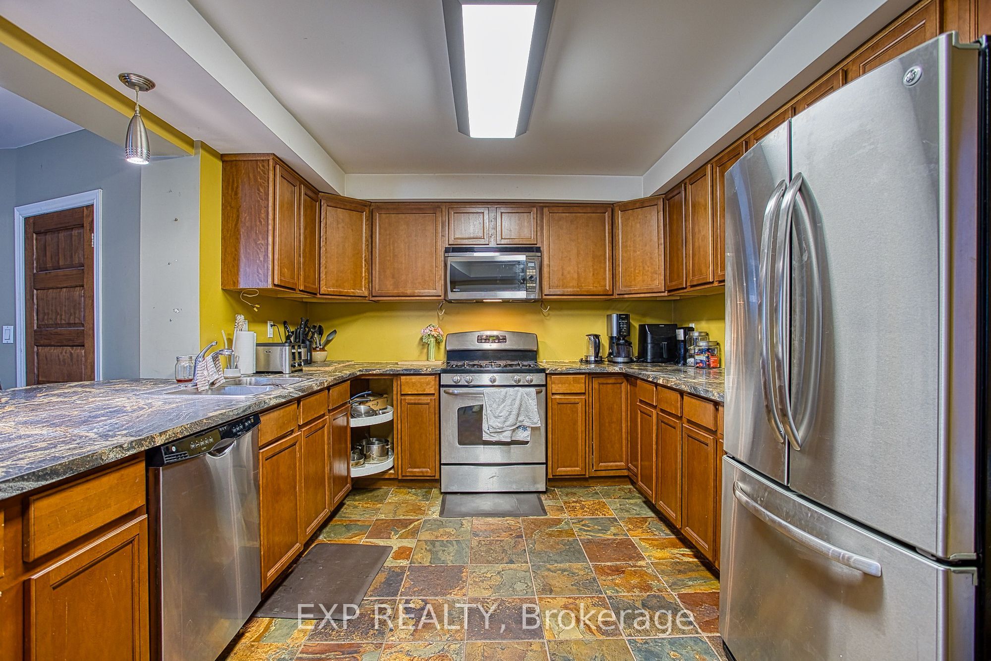 227 Beach Road Property Photo 11