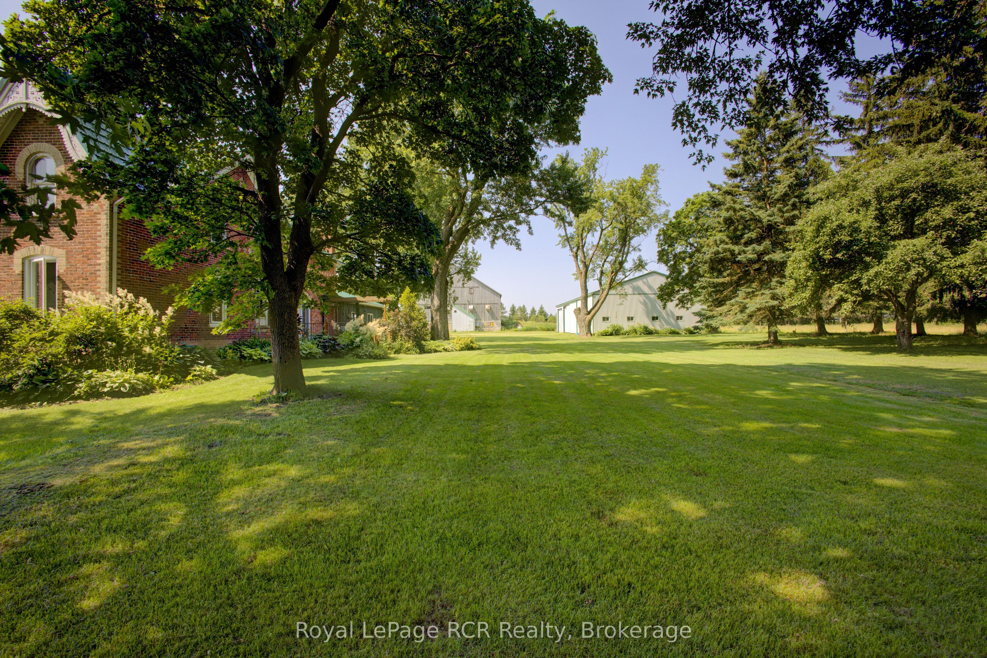 7120 Sixth Line Property Photo 8