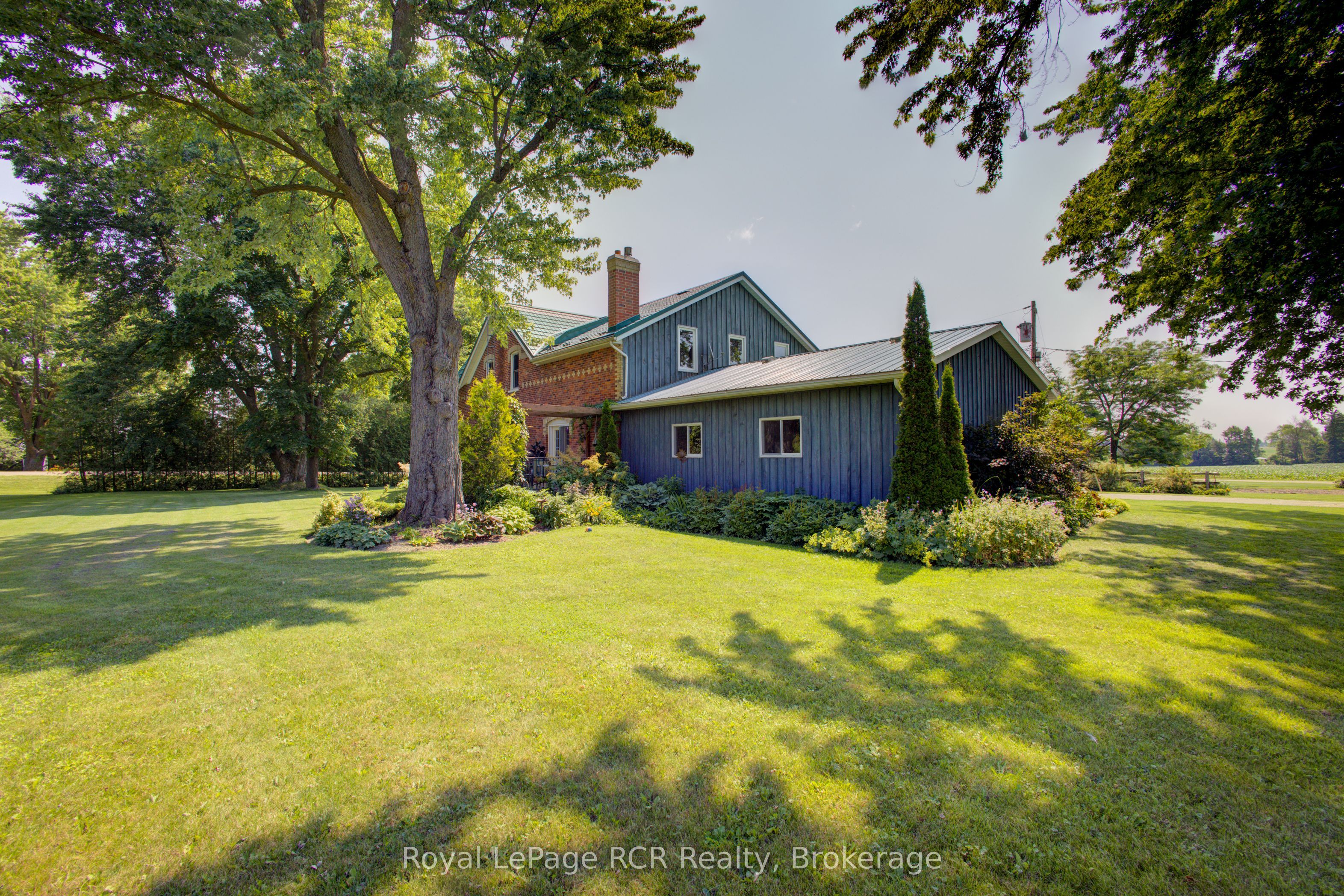 7120 Sixth Line Property Photo 10