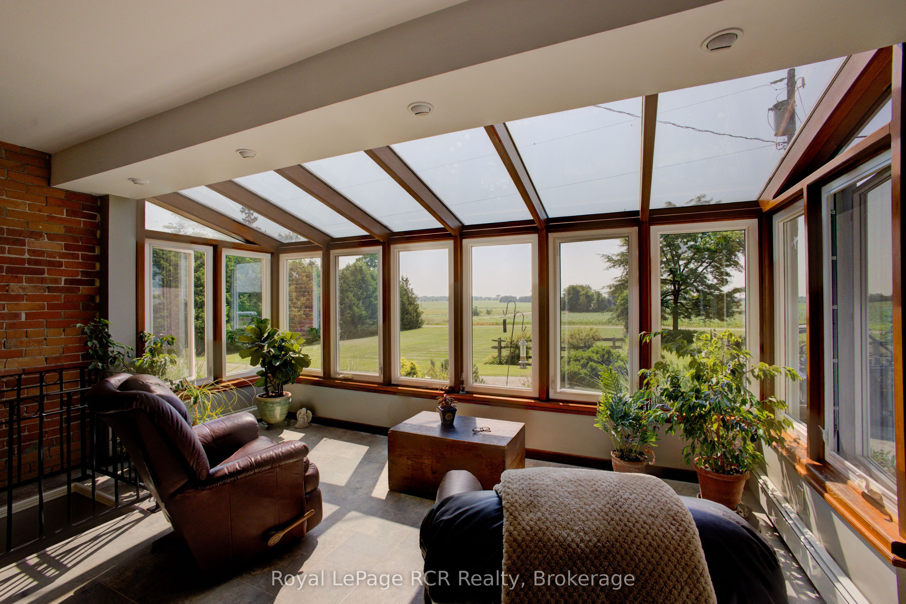 7120 Sixth Line Property Photo 14