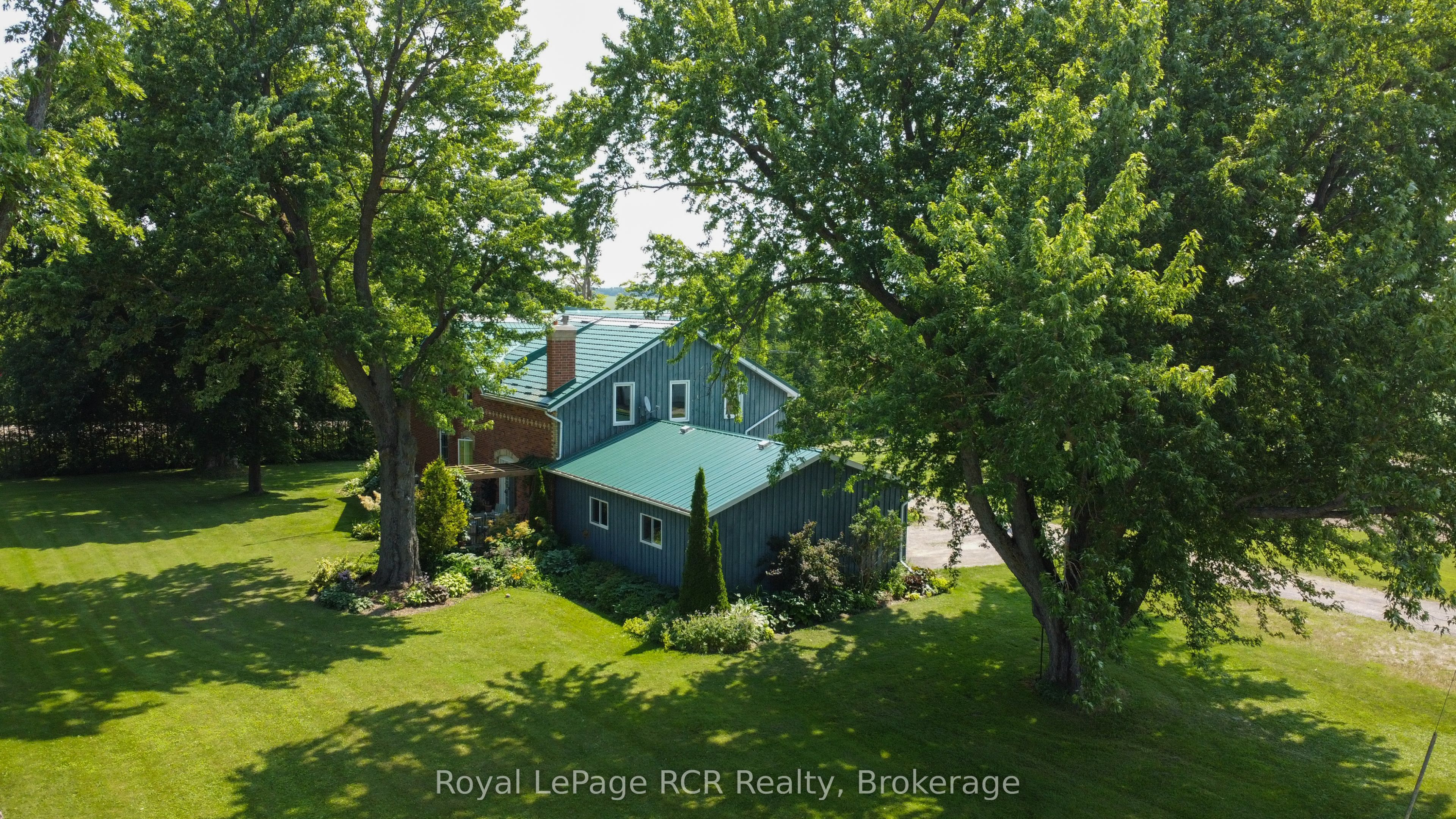 7120 Sixth Line Property Photo 48