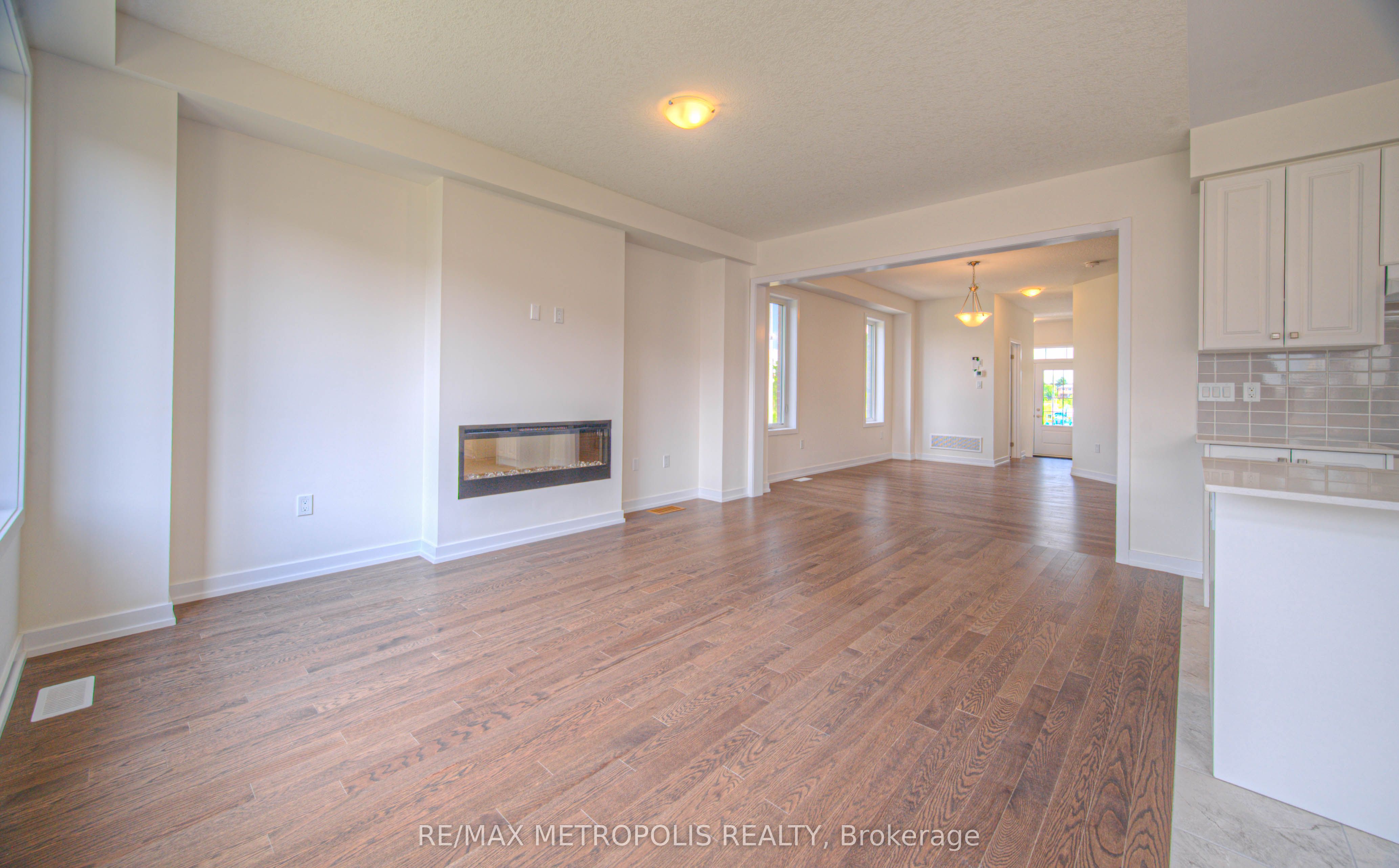 100 Moss Drive Property Photo 15