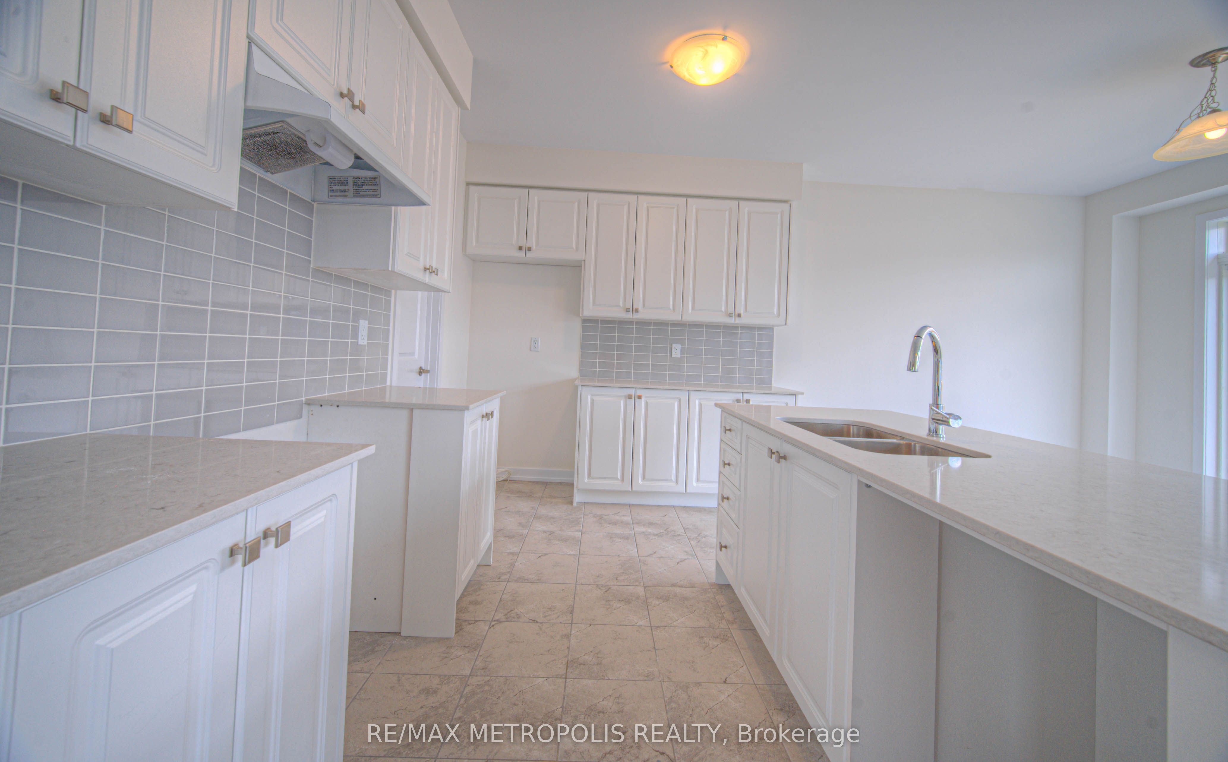 100 Moss Drive Property Photo 22