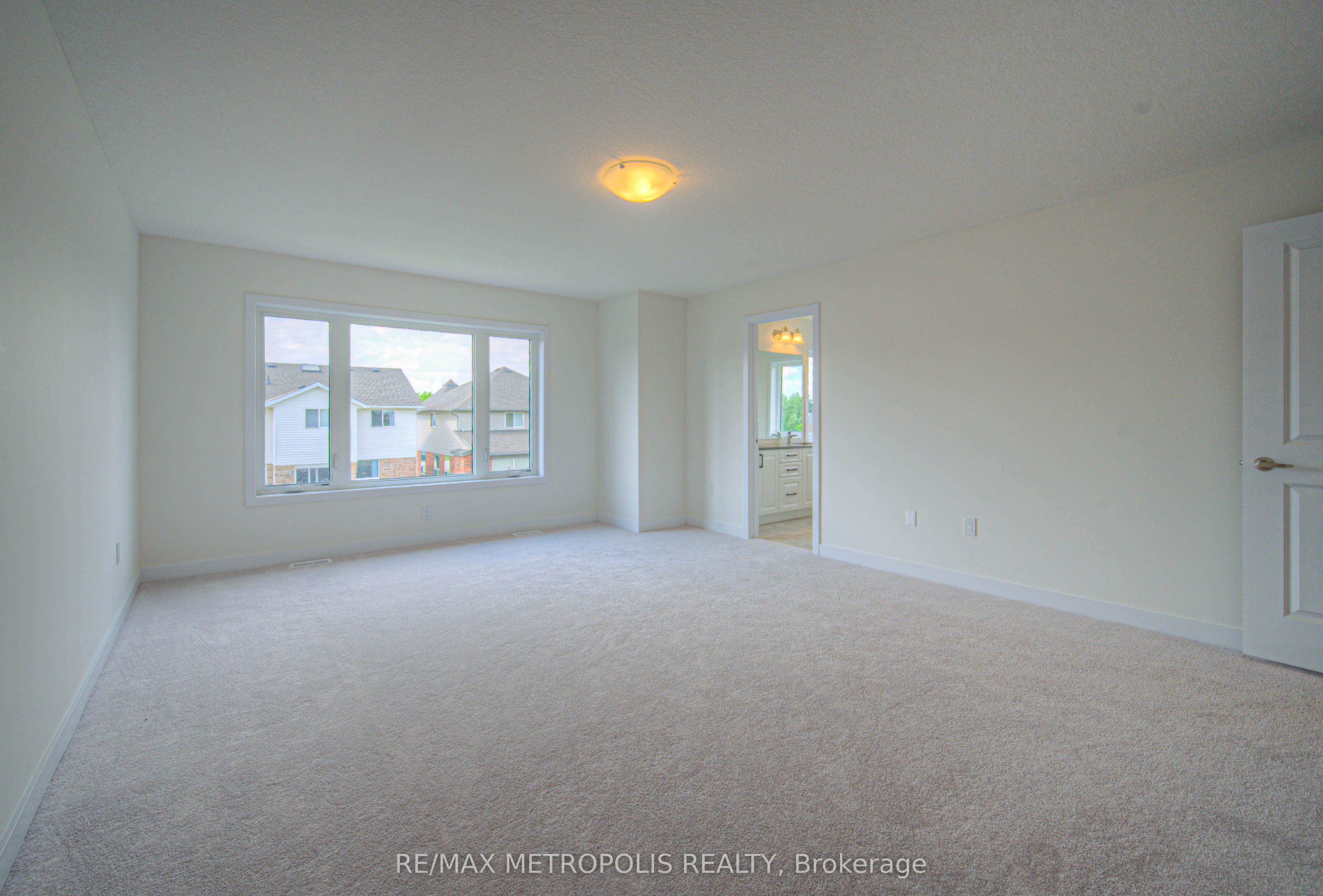 100 Moss Drive Property Photo 35