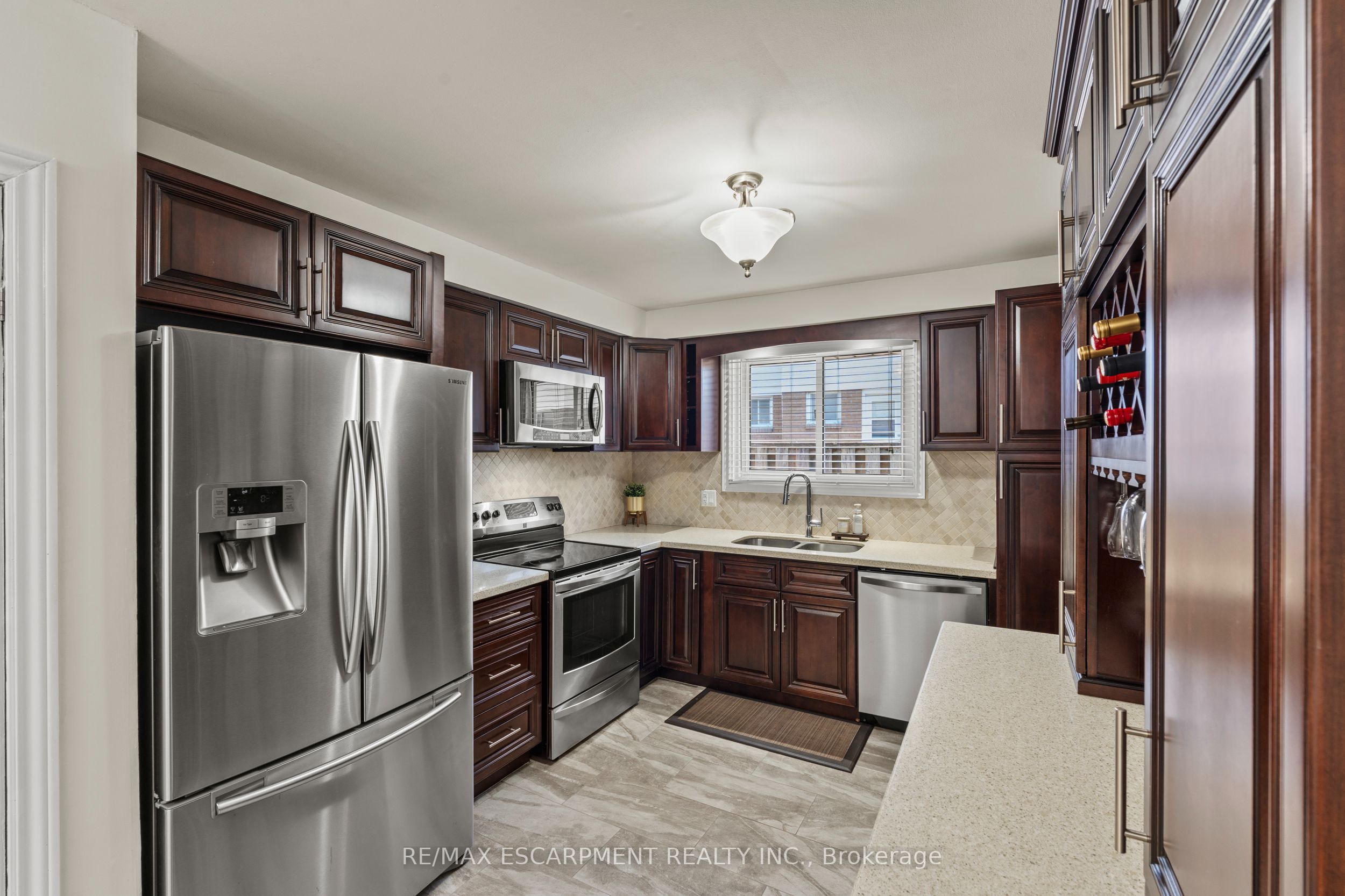 167 Berkindale Drive Property Photo 10