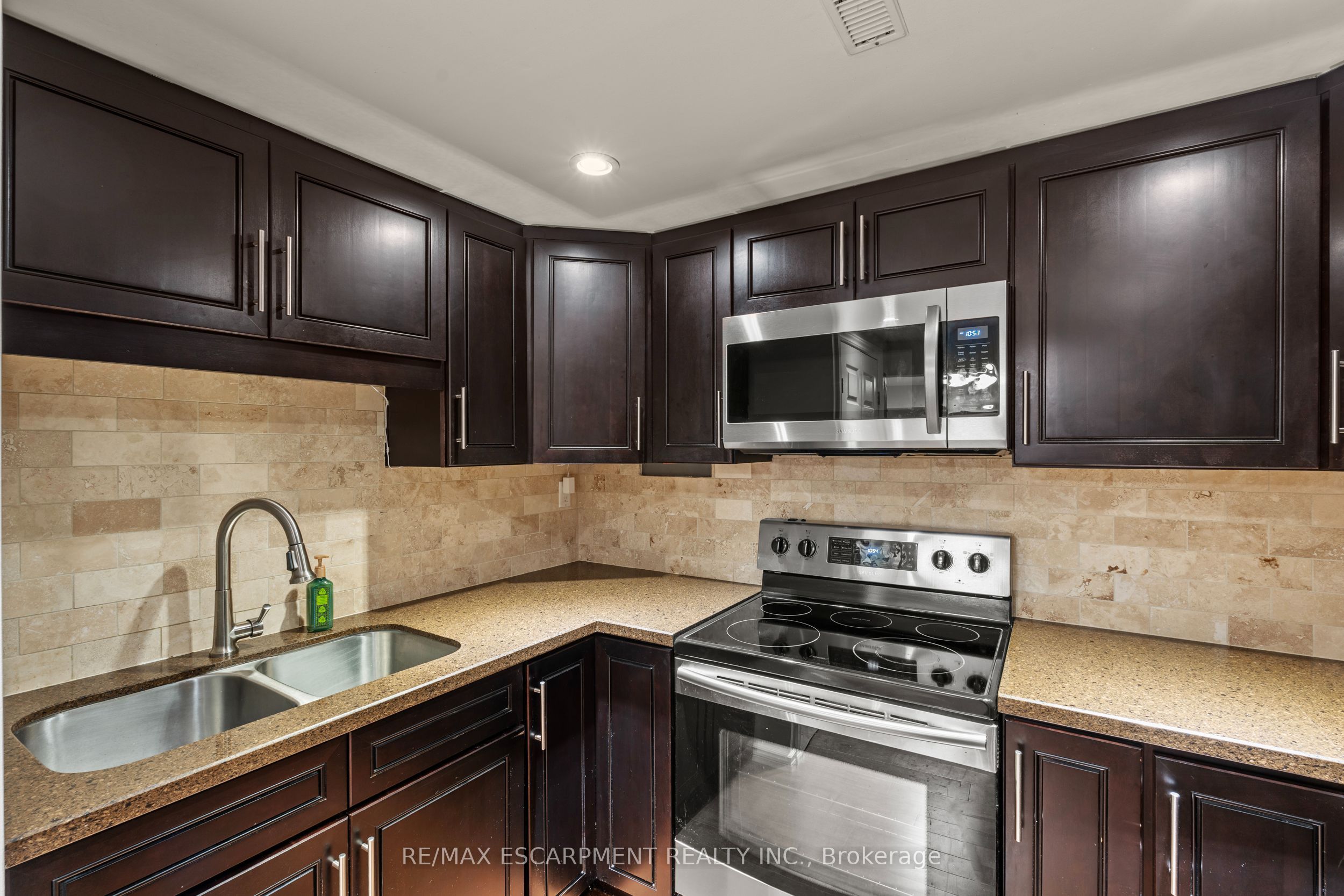 167 Berkindale Drive Property Photo 20