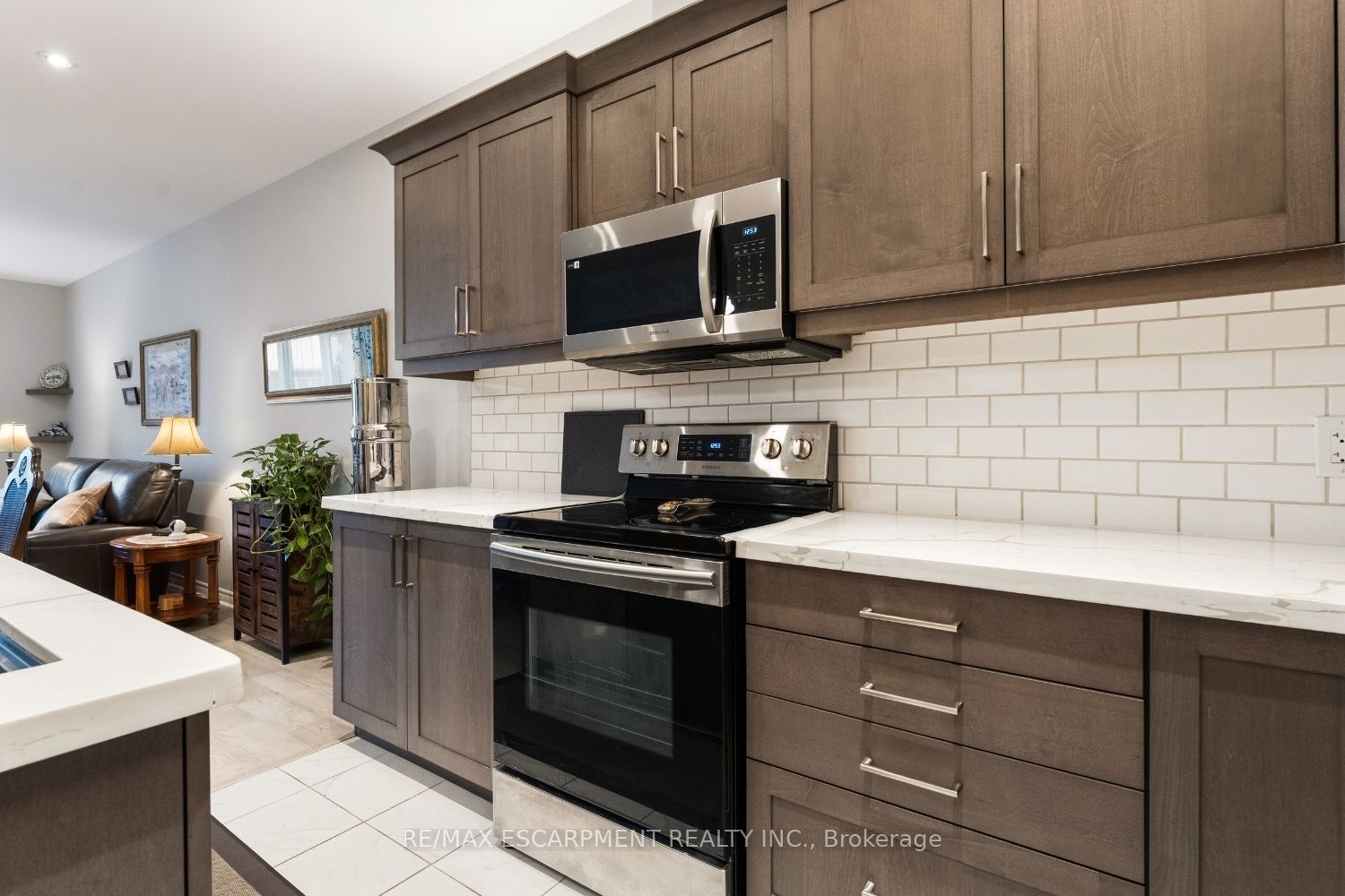 60 Andrew Lane Property Photo 11