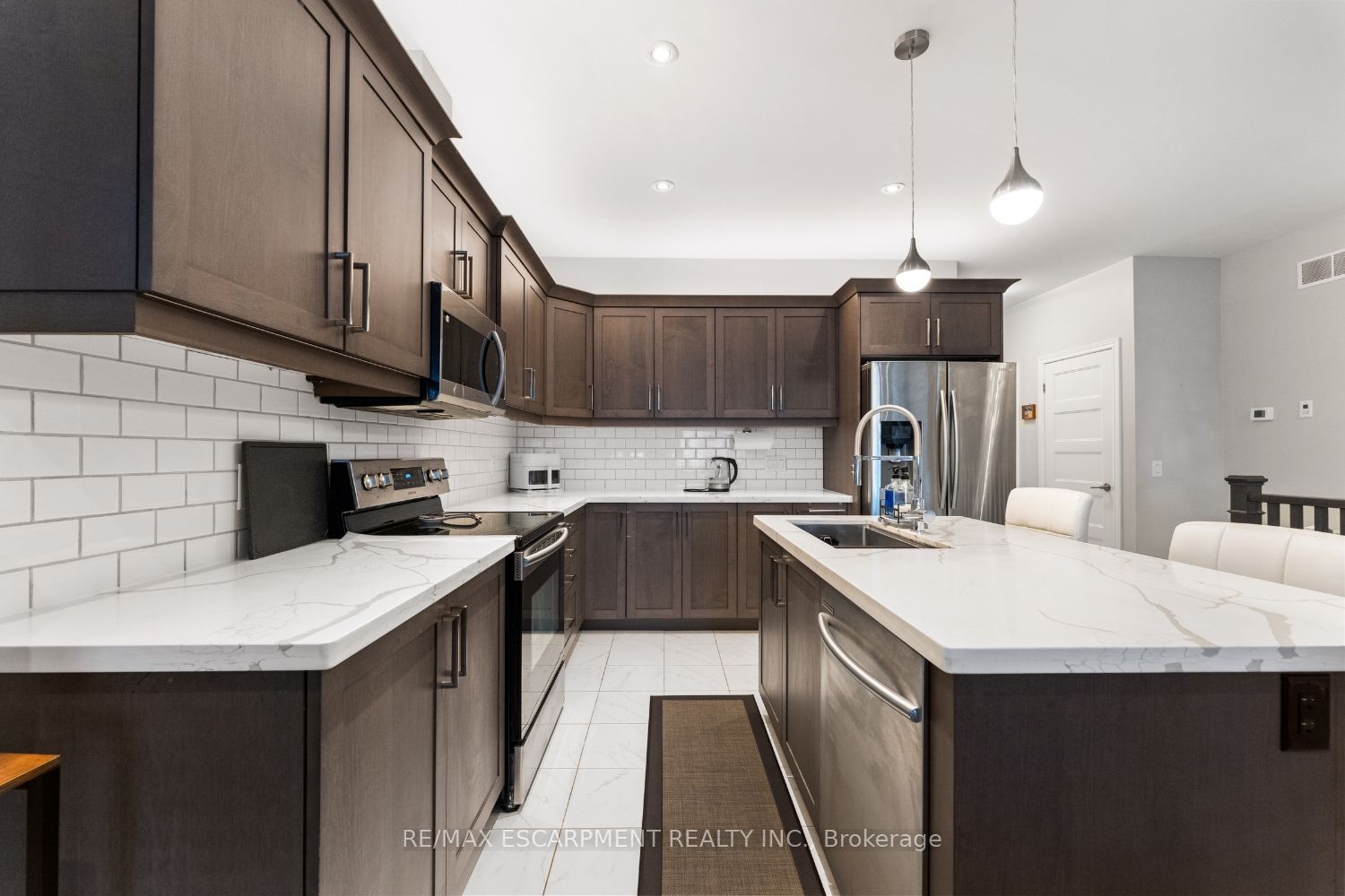 60 Andrew Lane Property Photo 13
