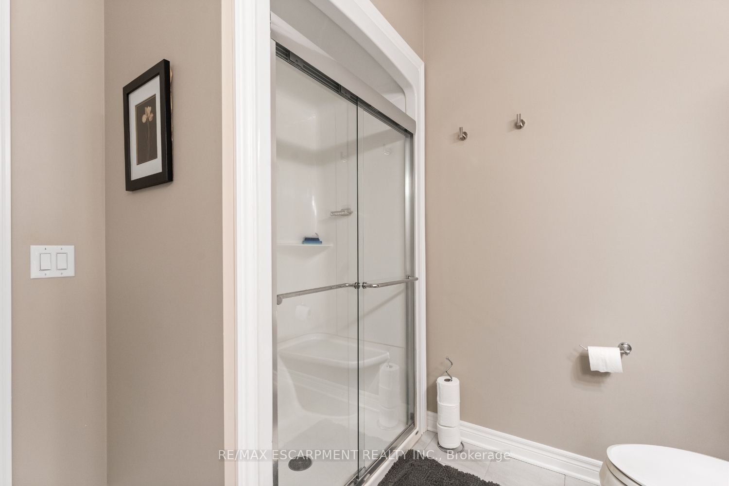 60 Andrew Lane Property Photo 22
