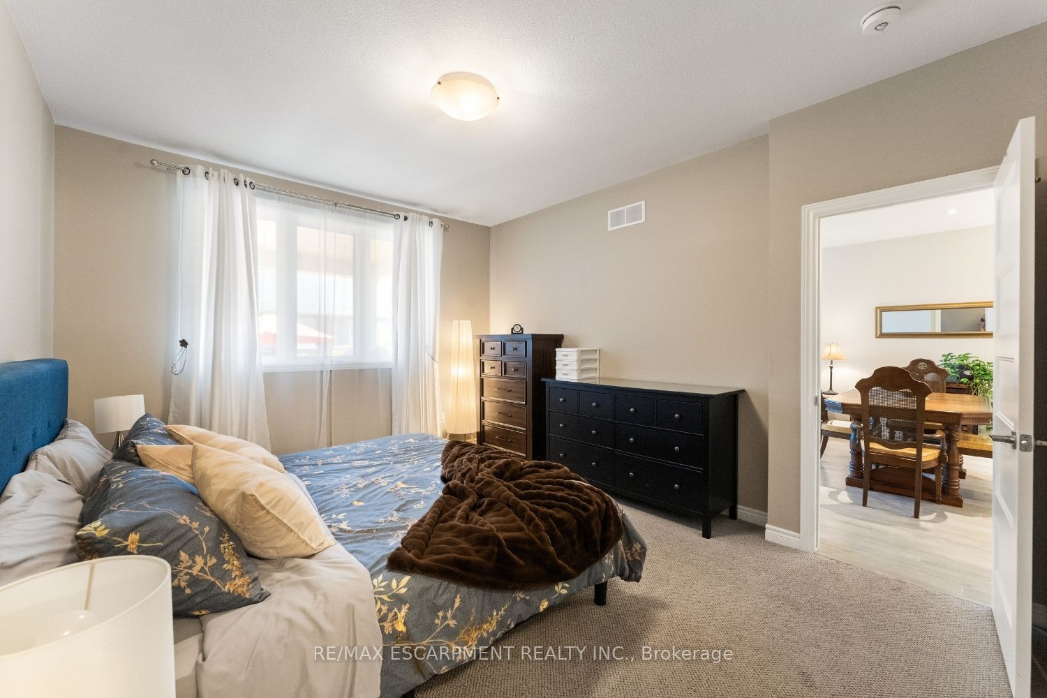 60 Andrew Lane Property Photo 23