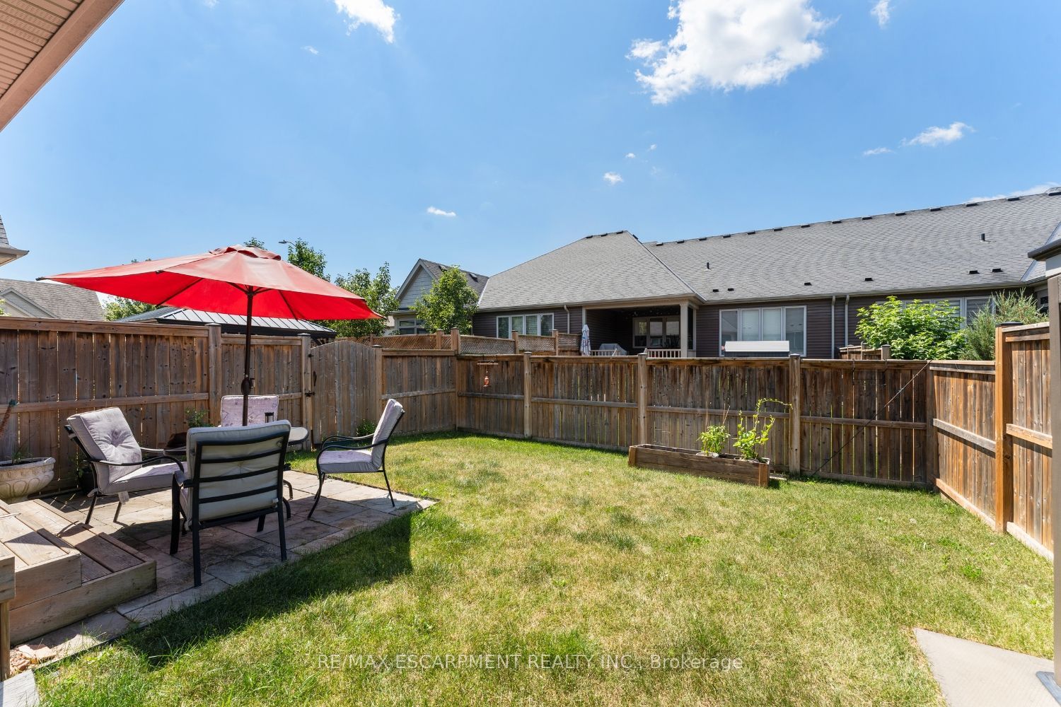 60 Andrew Lane Property Photo 40