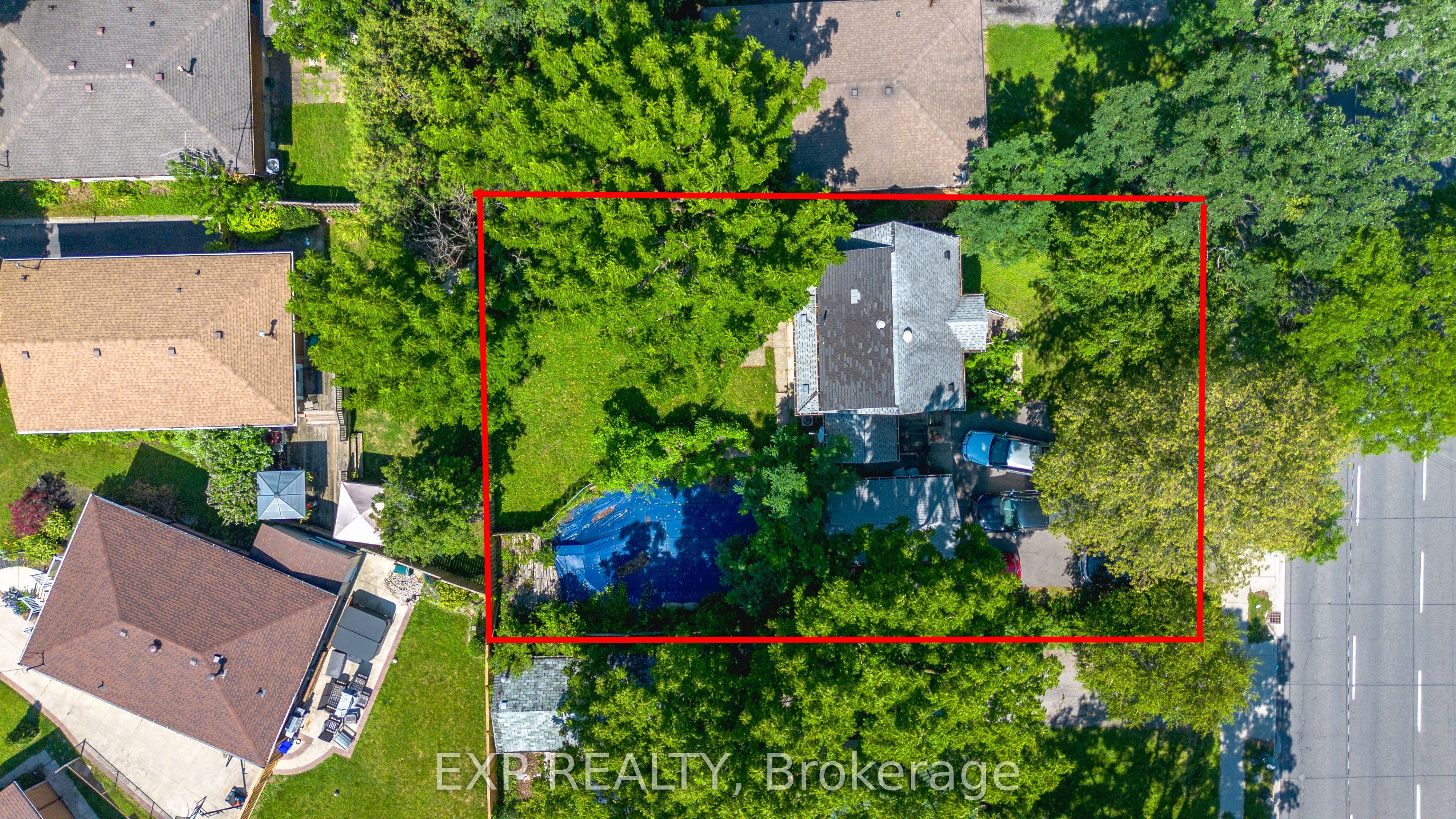99 Mohawk Road W Property Photo 25