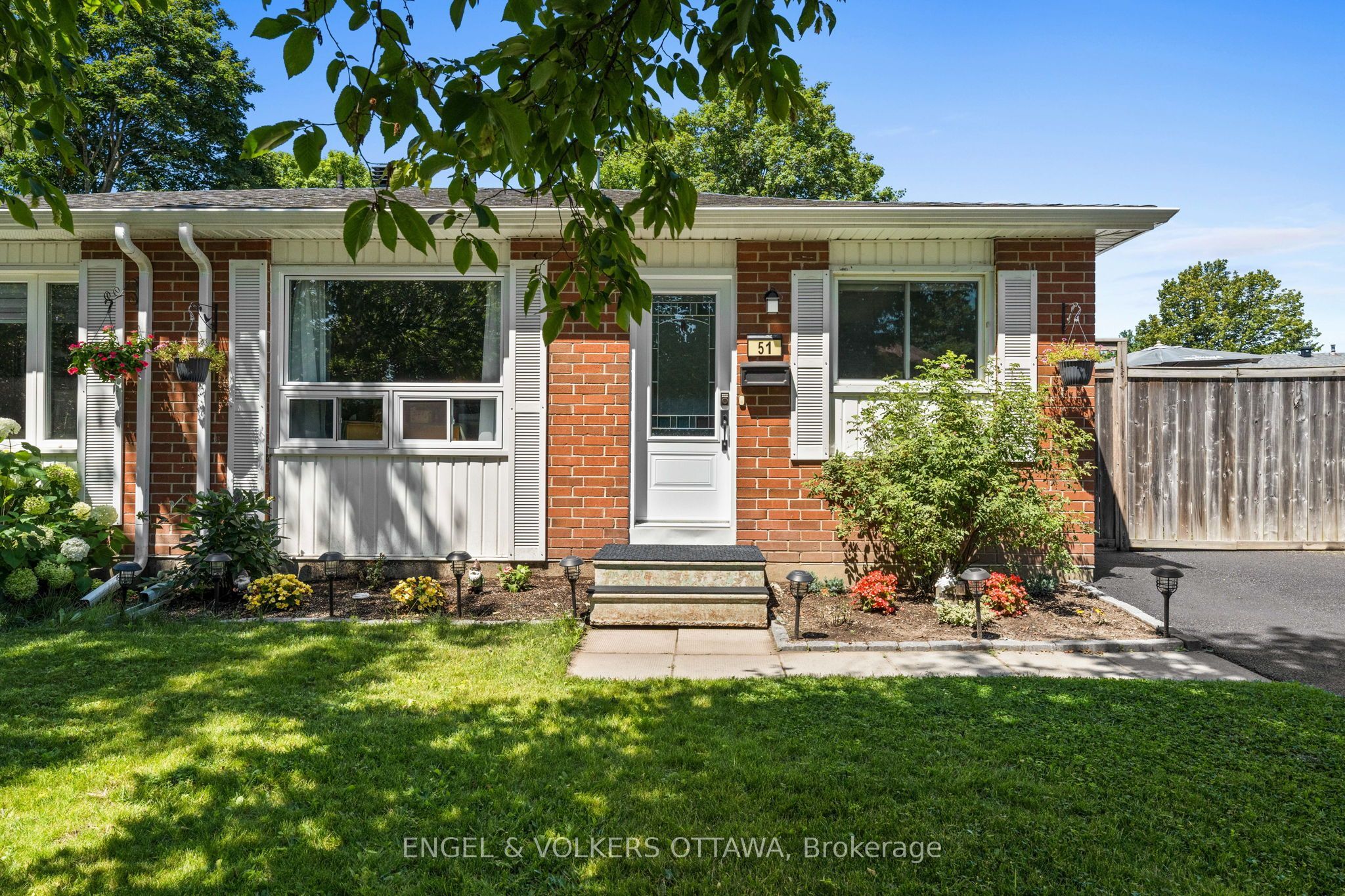 51 Morton Drive Property Photo 6