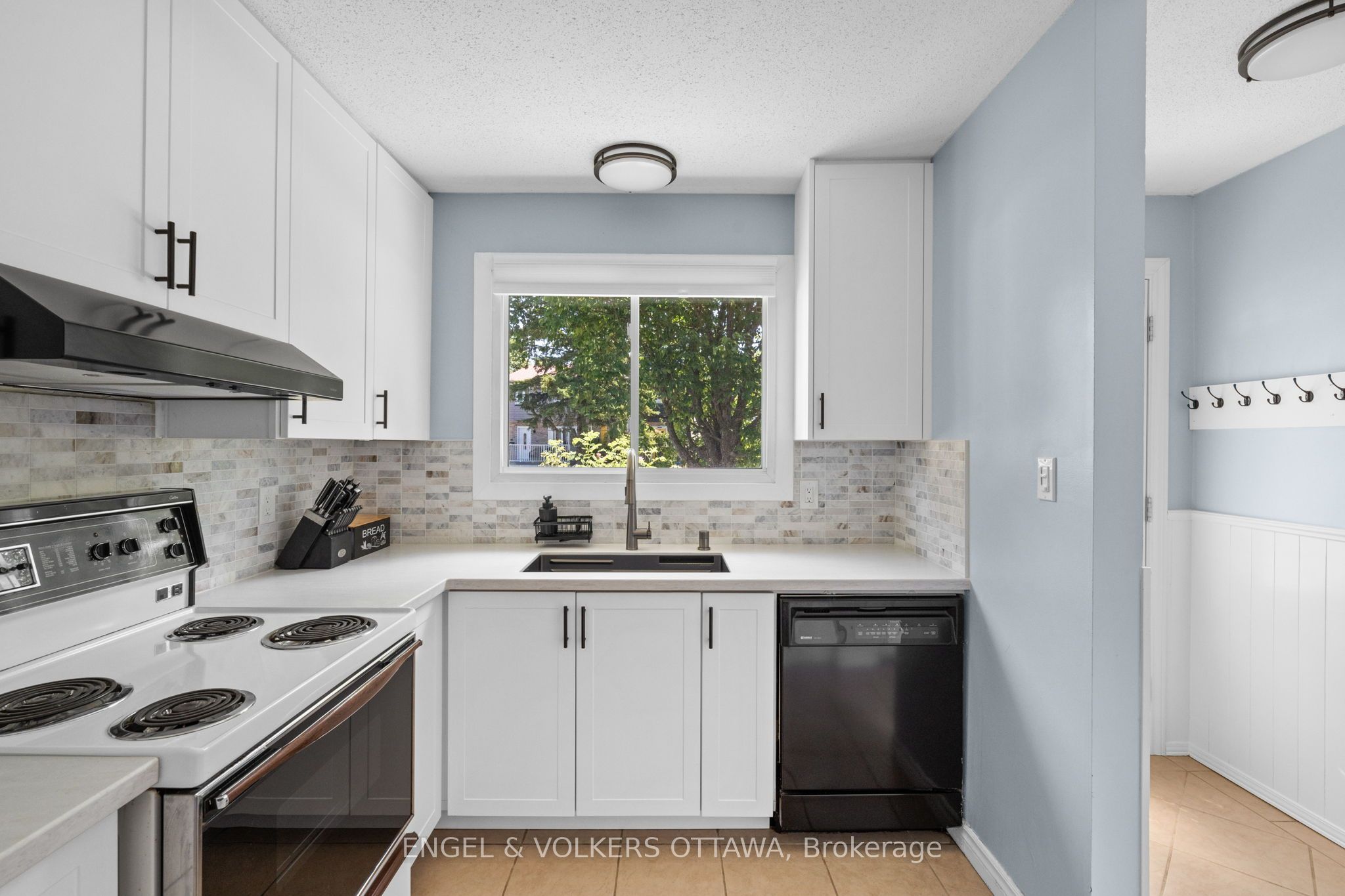 51 Morton Drive Property Photo 9