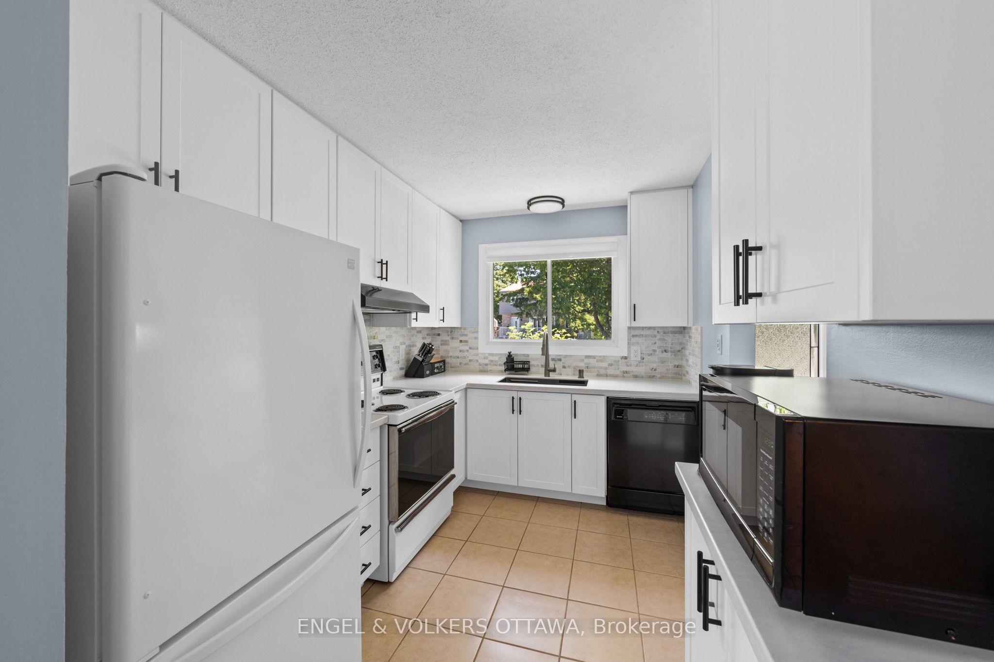 51 Morton Drive Property Photo 10