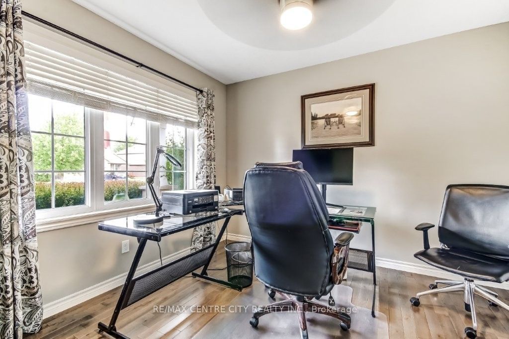 67 Peach Tree Boulevard Property Photo 15
