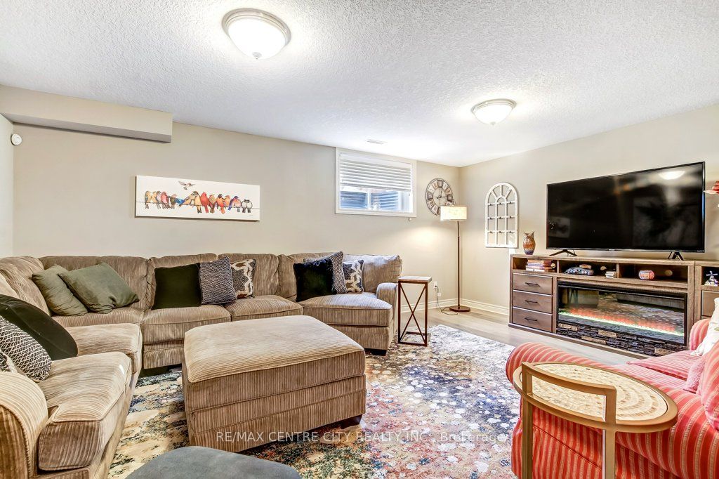 67 Peach Tree Boulevard Property Photo 18