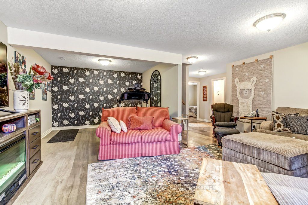 67 Peach Tree Boulevard Property Photo 20