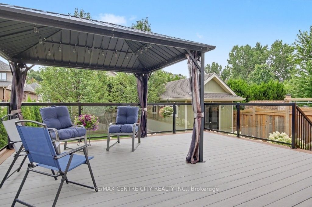 67 Peach Tree Boulevard Property Photo 31
