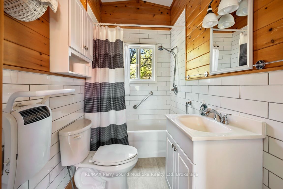 111 North Shore Road 3 Property Photo 17