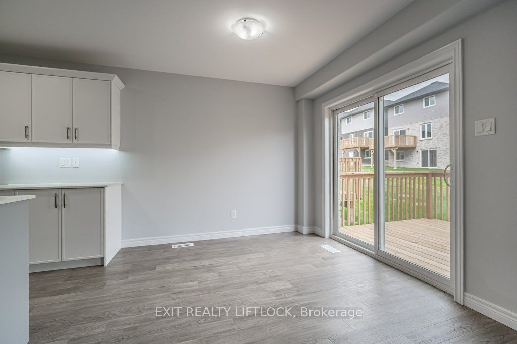 238 O'neil Street Property Photo 11