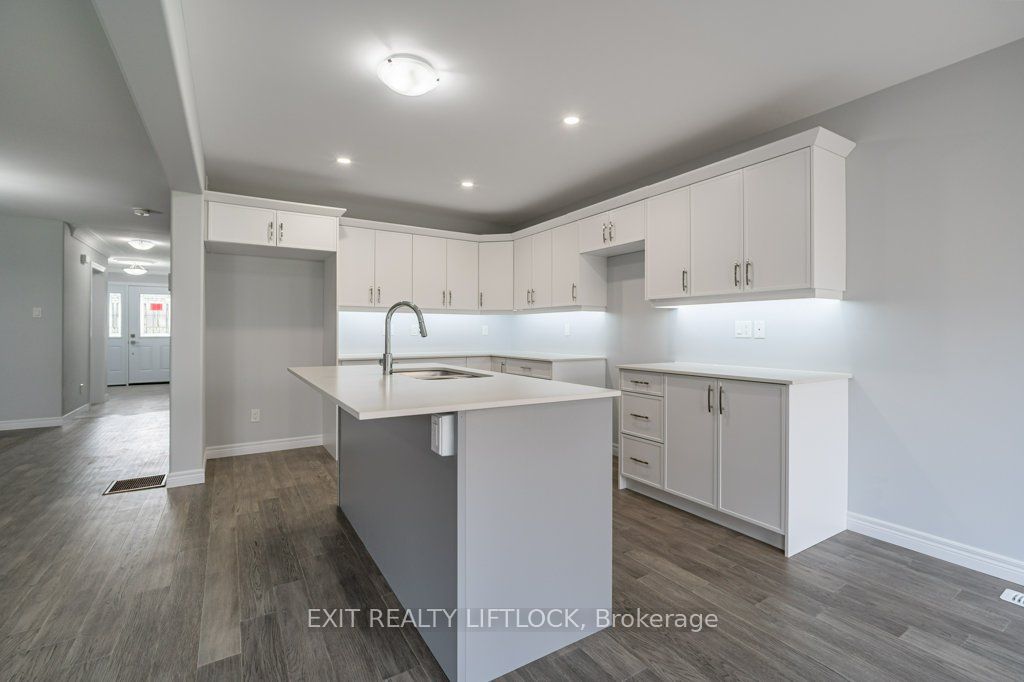 238 O'neil Street Property Photo 12