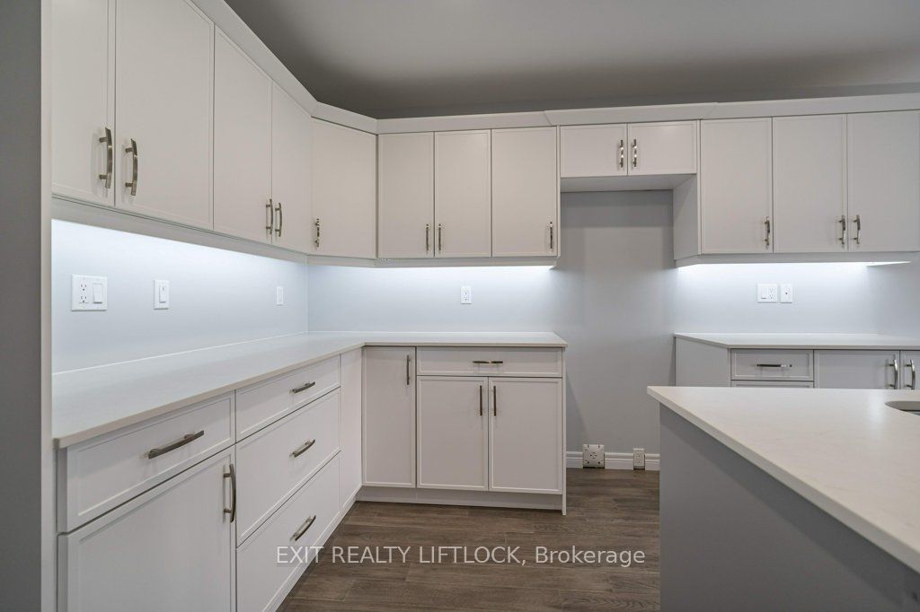 238 O'neil Street Property Photo 14
