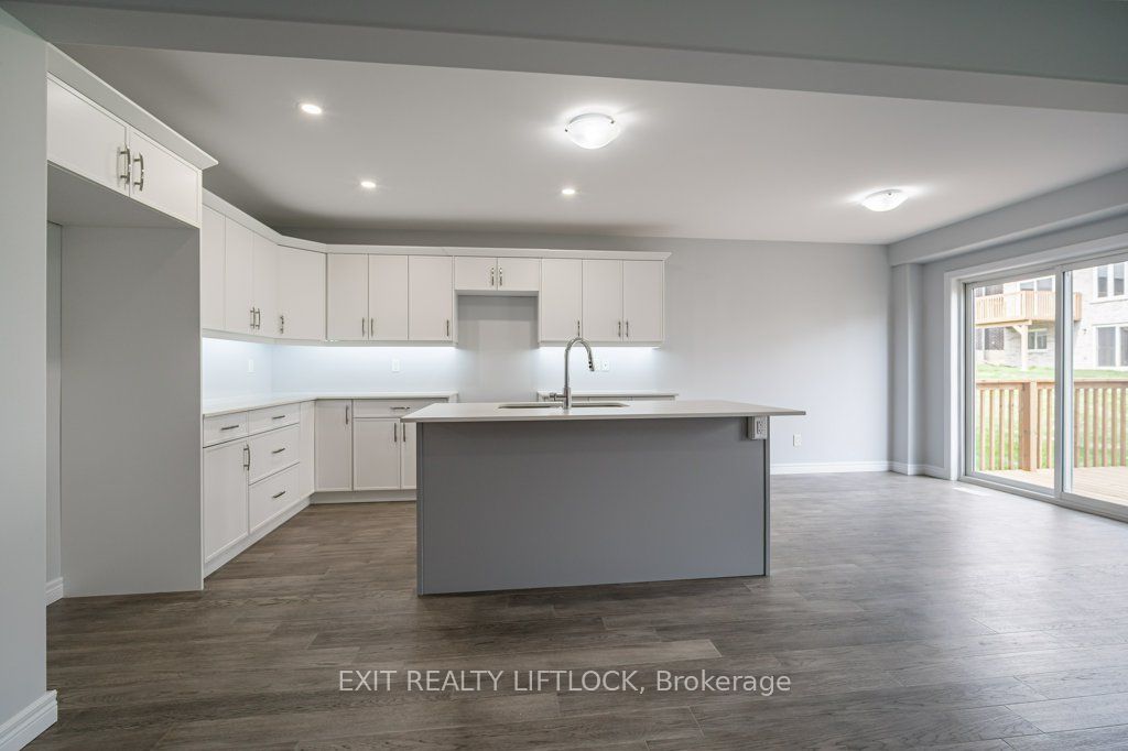 238 O'neil Street Property Photo 15