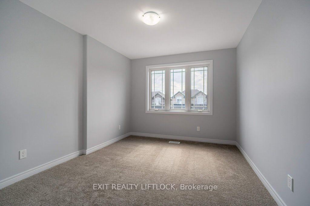 238 O'neil Street Property Photo 18