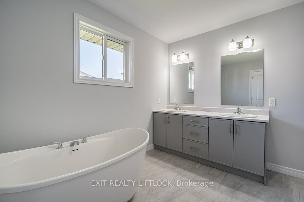 238 O'neil Street Property Photo 23