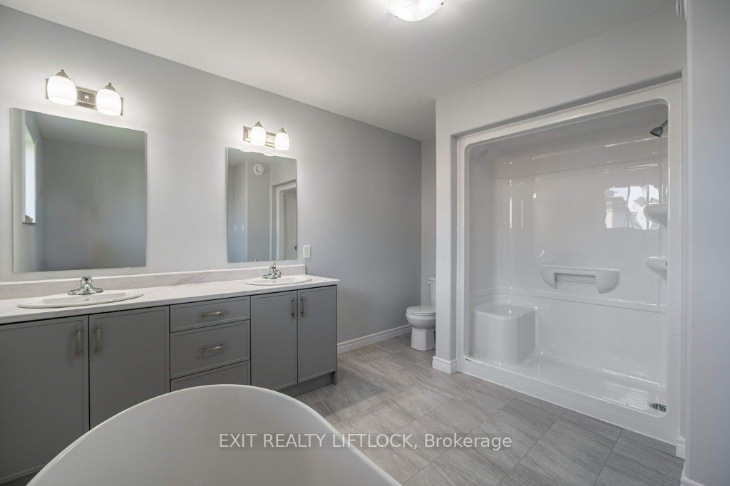 238 O'neil Street Property Photo 24