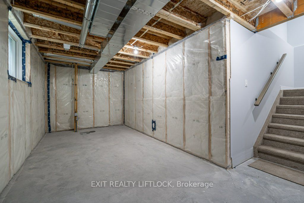 238 O'neil Street Property Photo 26