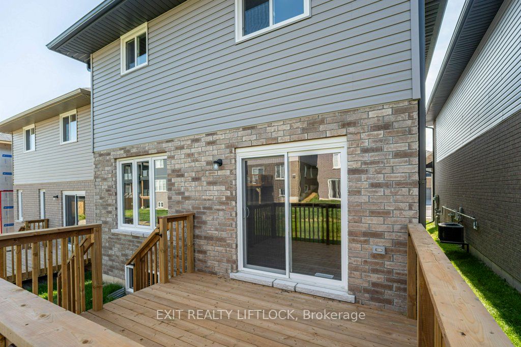 238 O'neil Street Property Photo 33