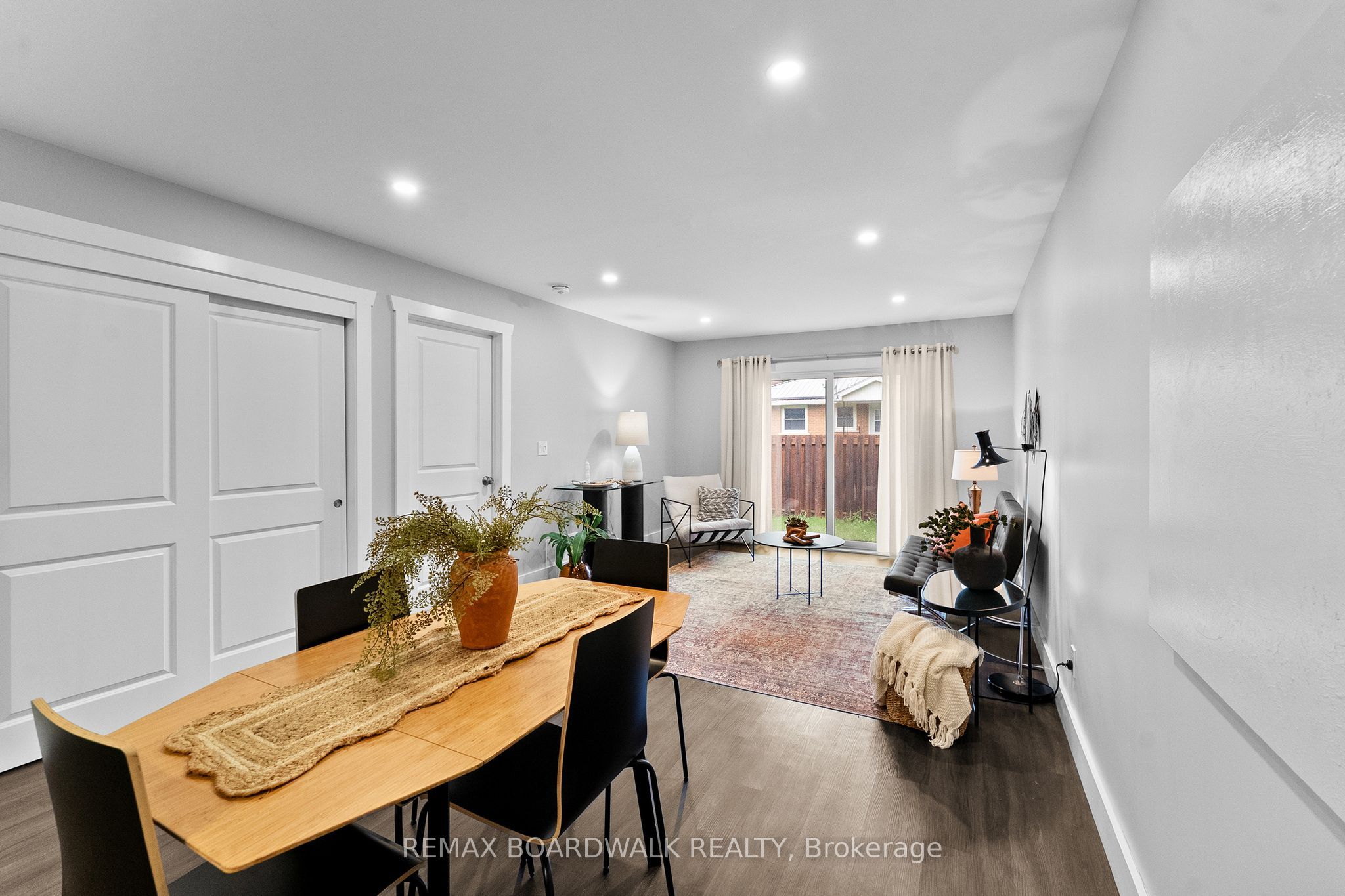 32 David Street B Property Photo 9