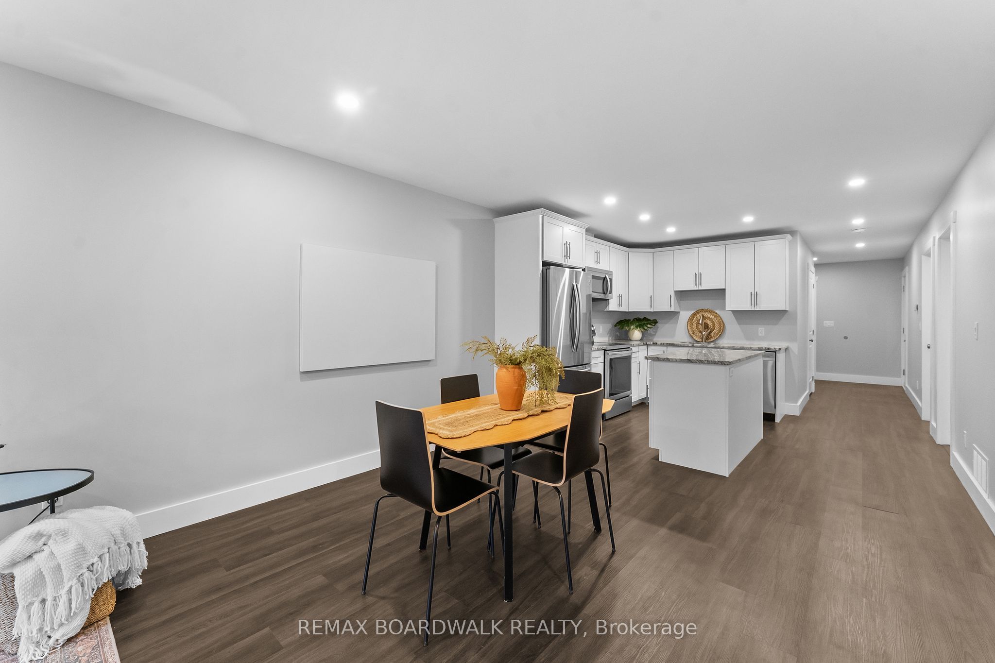 32 David Street B Property Photo 11