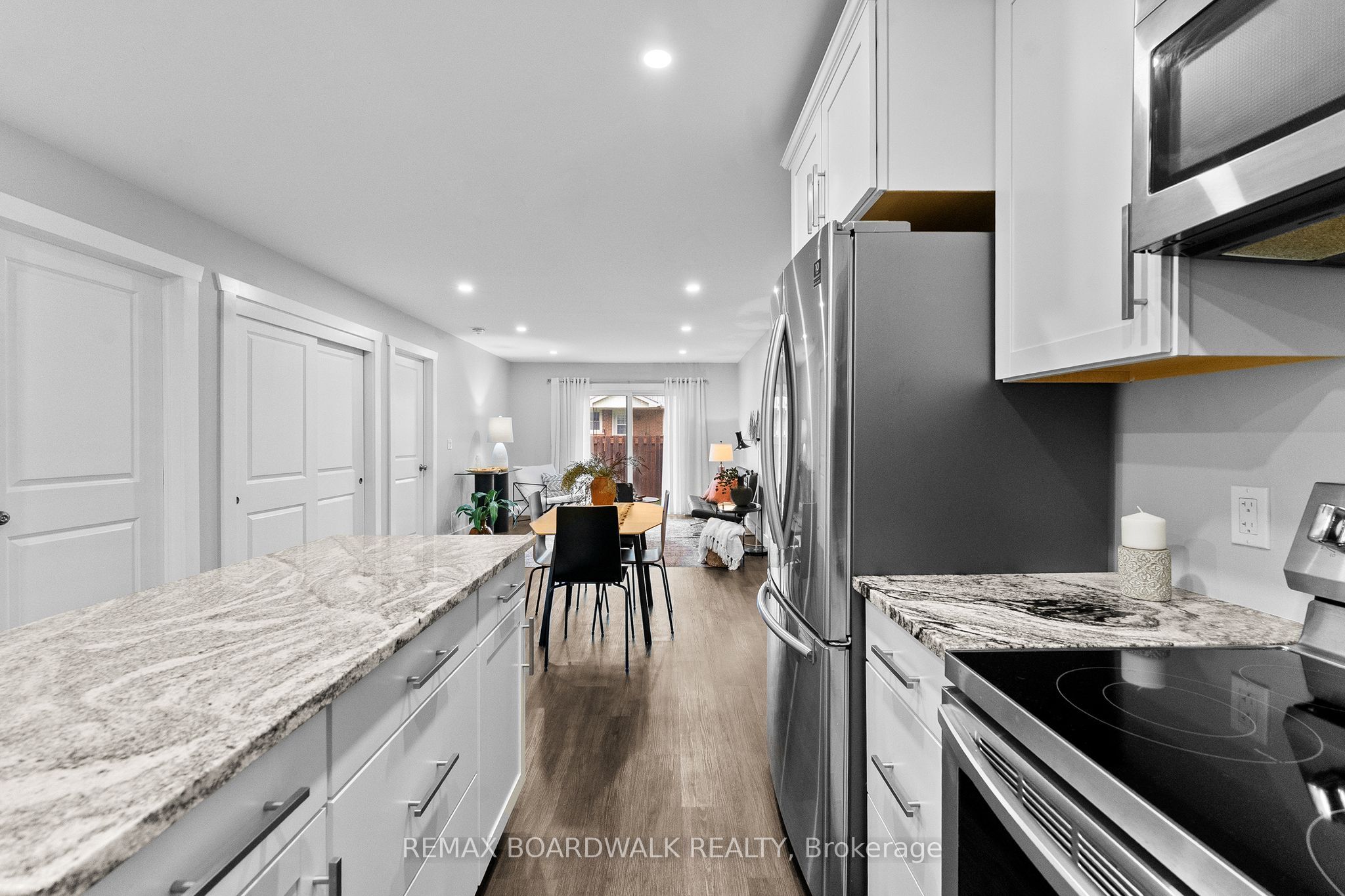 32 David Street B Property Photo 12